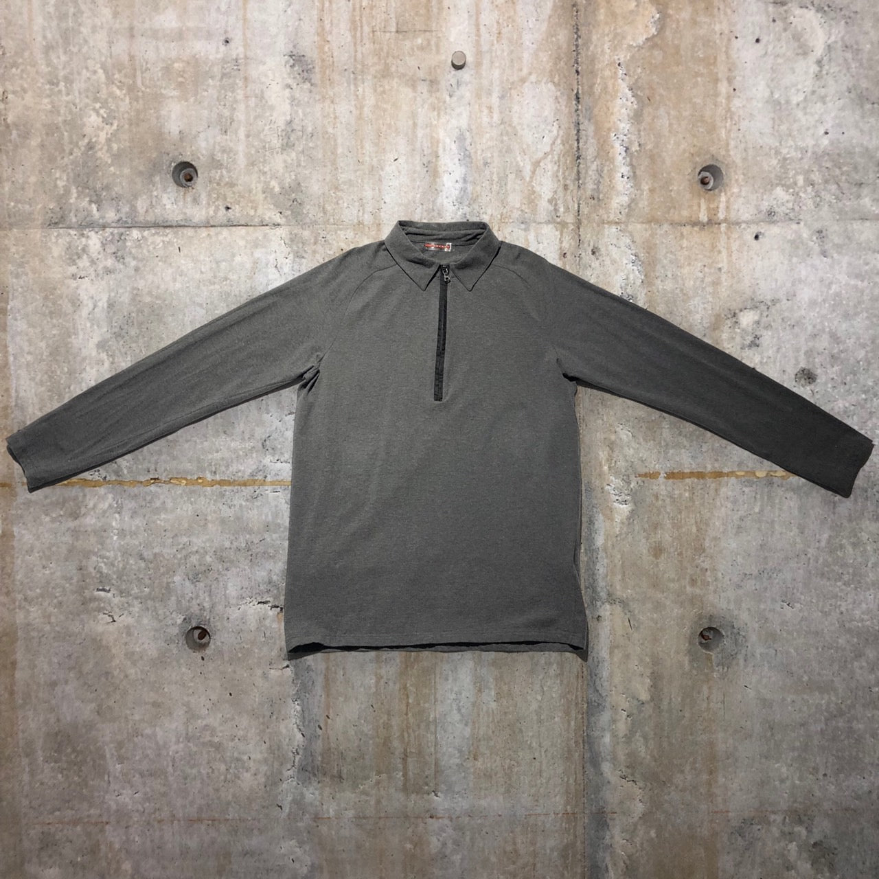 PRADA SPORT(プラダスポーツ) ハージジップバックポケットプルオーバー M グレー アーカイヴ