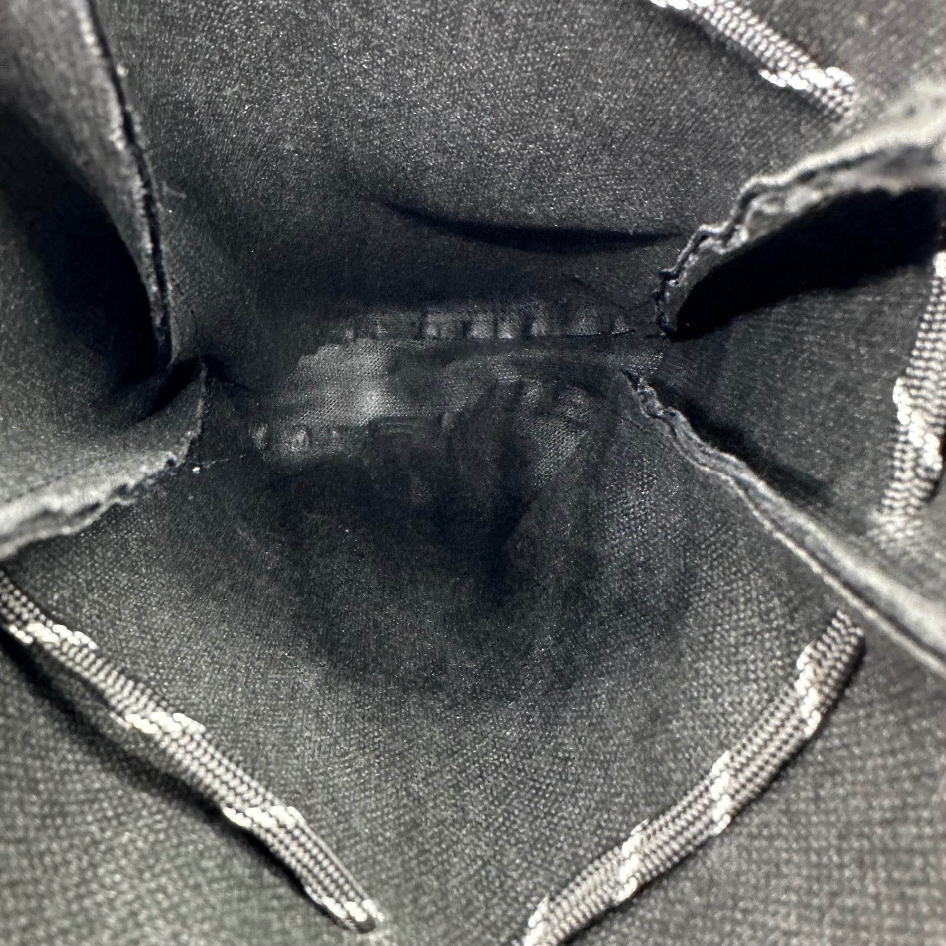 吉岡衣料店(ヨシムライリョウテン) drawstring bag サコッシュ ドレースティング バッグ ブラック