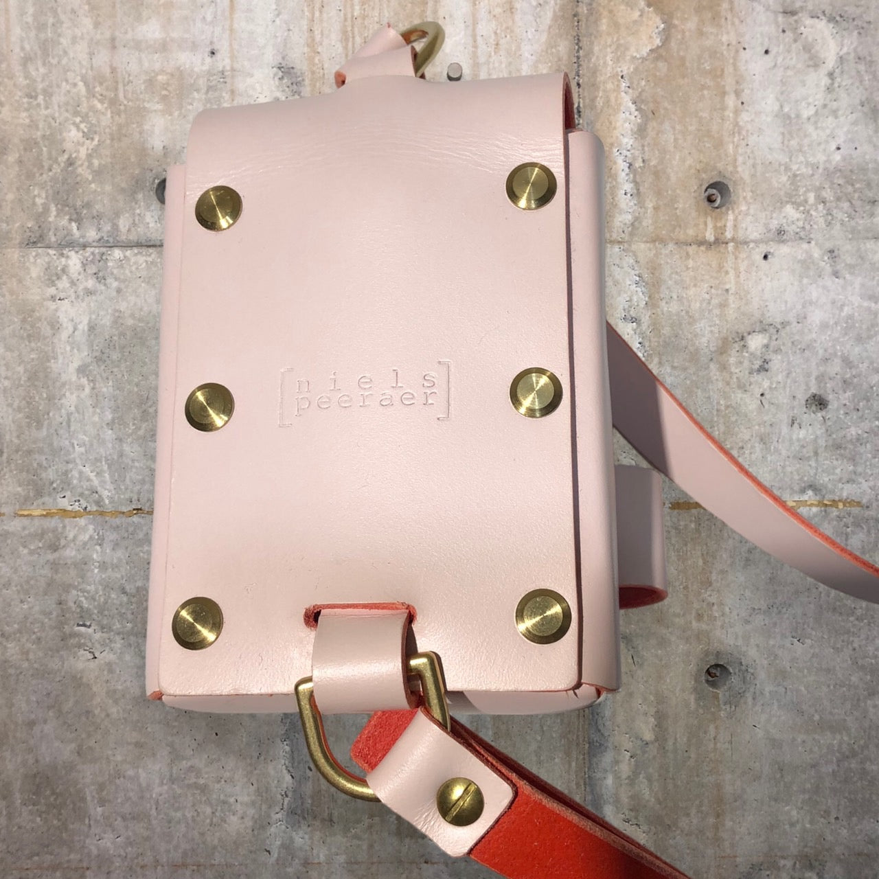 niels peeraer(ニールスペラール) リボンショルダーポーチ ピンク
