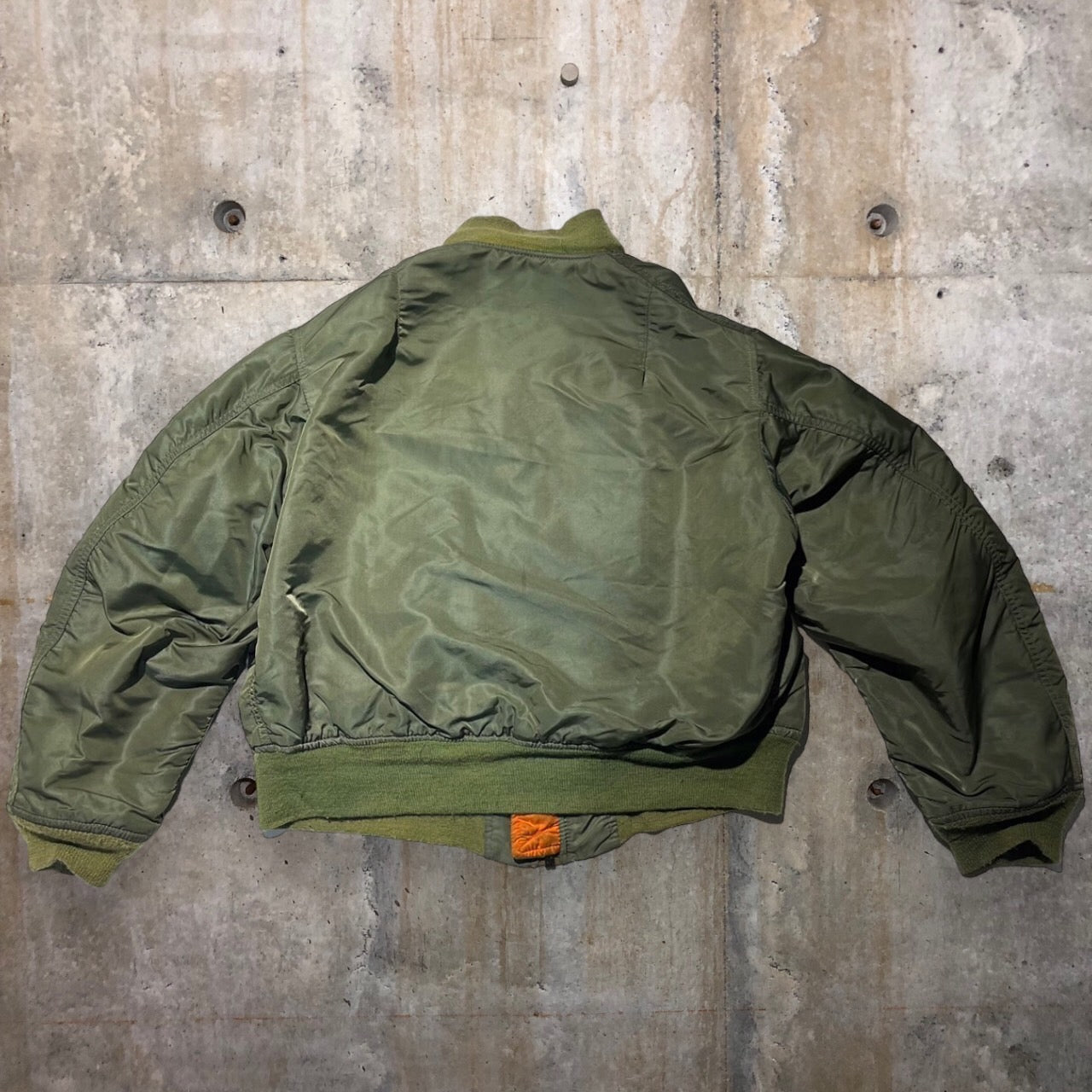 ALPHA INDUSTRIES(アルファ インダストリーズ) 90's MA-1 flight jacket/ミリタリージャケット MIL-J-82790E L カーキ USA製 90s