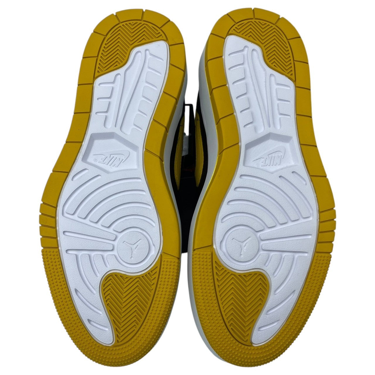 NIKE(ナイキ) Women's Air Jordan 1 Low Elevate "Yellow Ochre" ウィメンズ エアジョーダン1 ロー エレベート "イエローオークル" DH7004-007 26.0cm イエロー 箱付 ローカット スニーカー