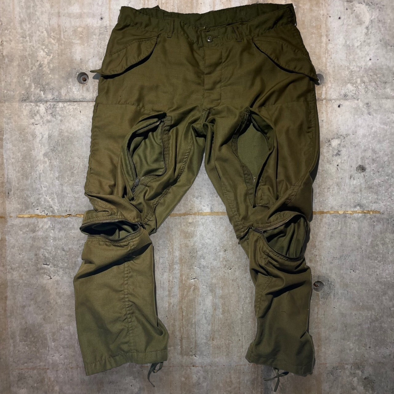 US AMRY(アメリカ軍) 70'sヘリクルーパンツ/ヴィンテージカーゴパンツ 表記無し(XLサイズ程度) カーキ 亜熱帯向け/耐燃性ナイロン