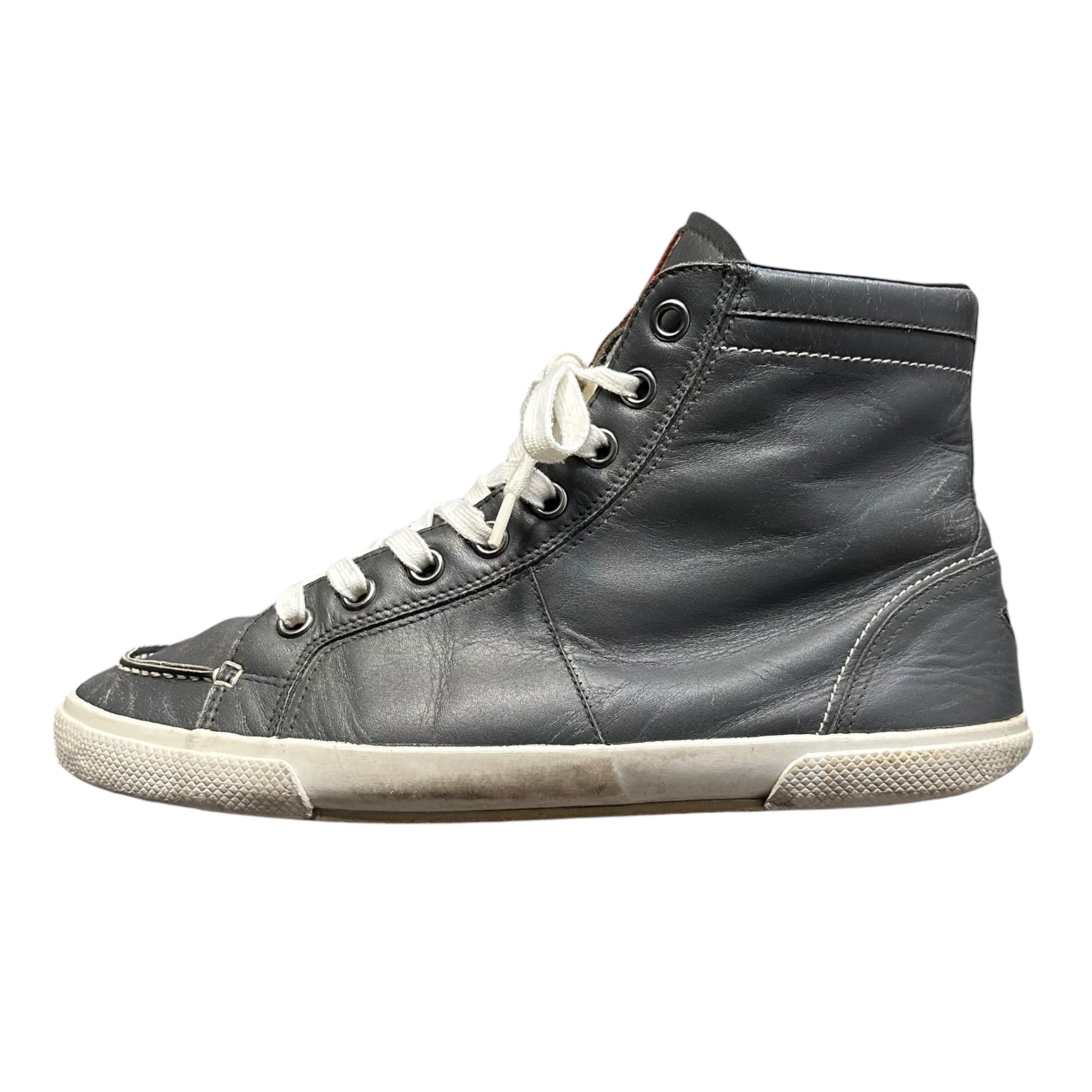 PRADA(プラダ) High-Top Leather Sneakers with Heel Triangle Logo ヒール 三角 ロゴ ハイカット レザー スニーカー 4T2148 9(27.0cm程度) グレー×ホワイト×レッド