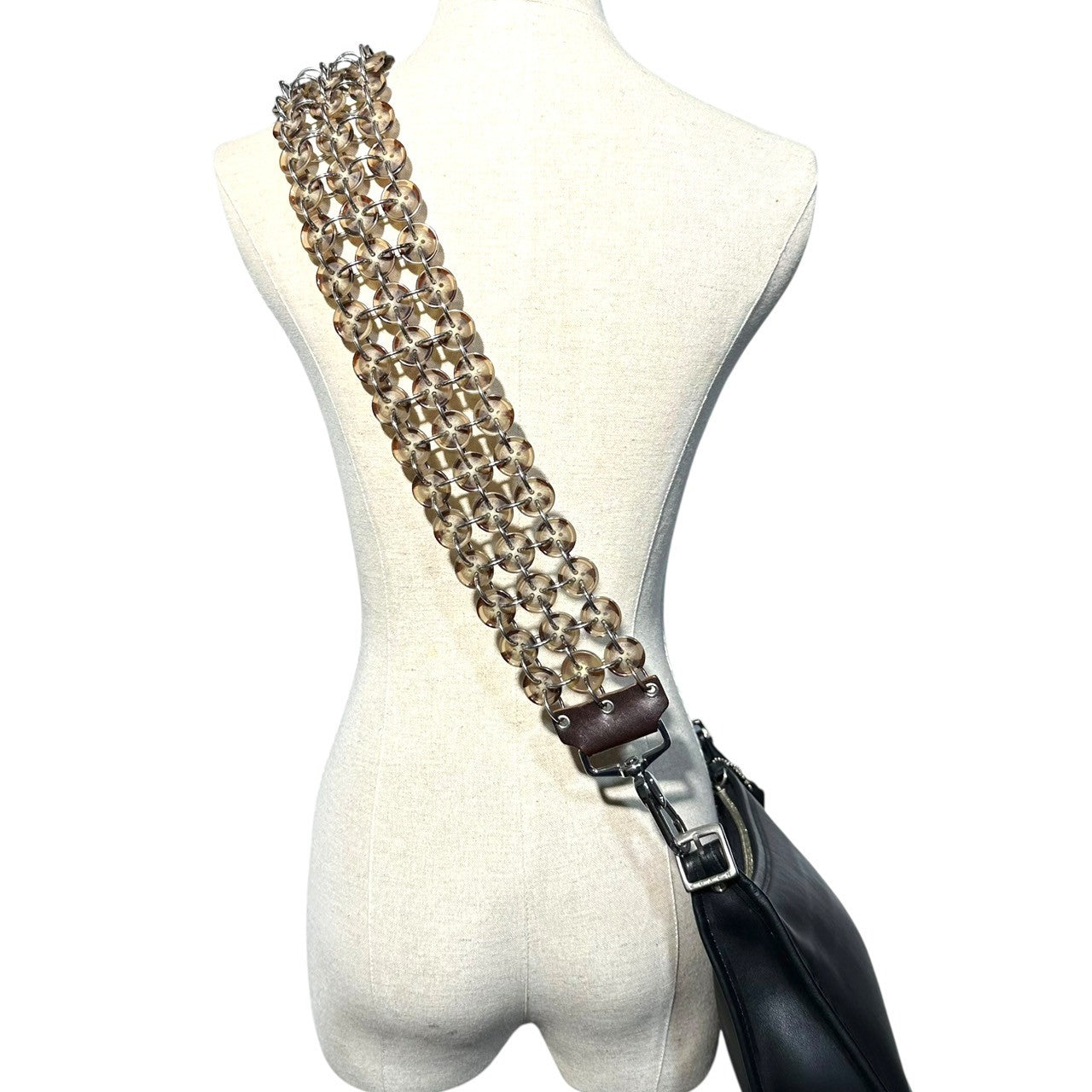 STEFAN COOKE(ステファン クック) Button Strap Bag Accessories ボタン ストラップ バッグ アクセサリー SCSS21AC1 FREE 箱付 ブラウン 箱付