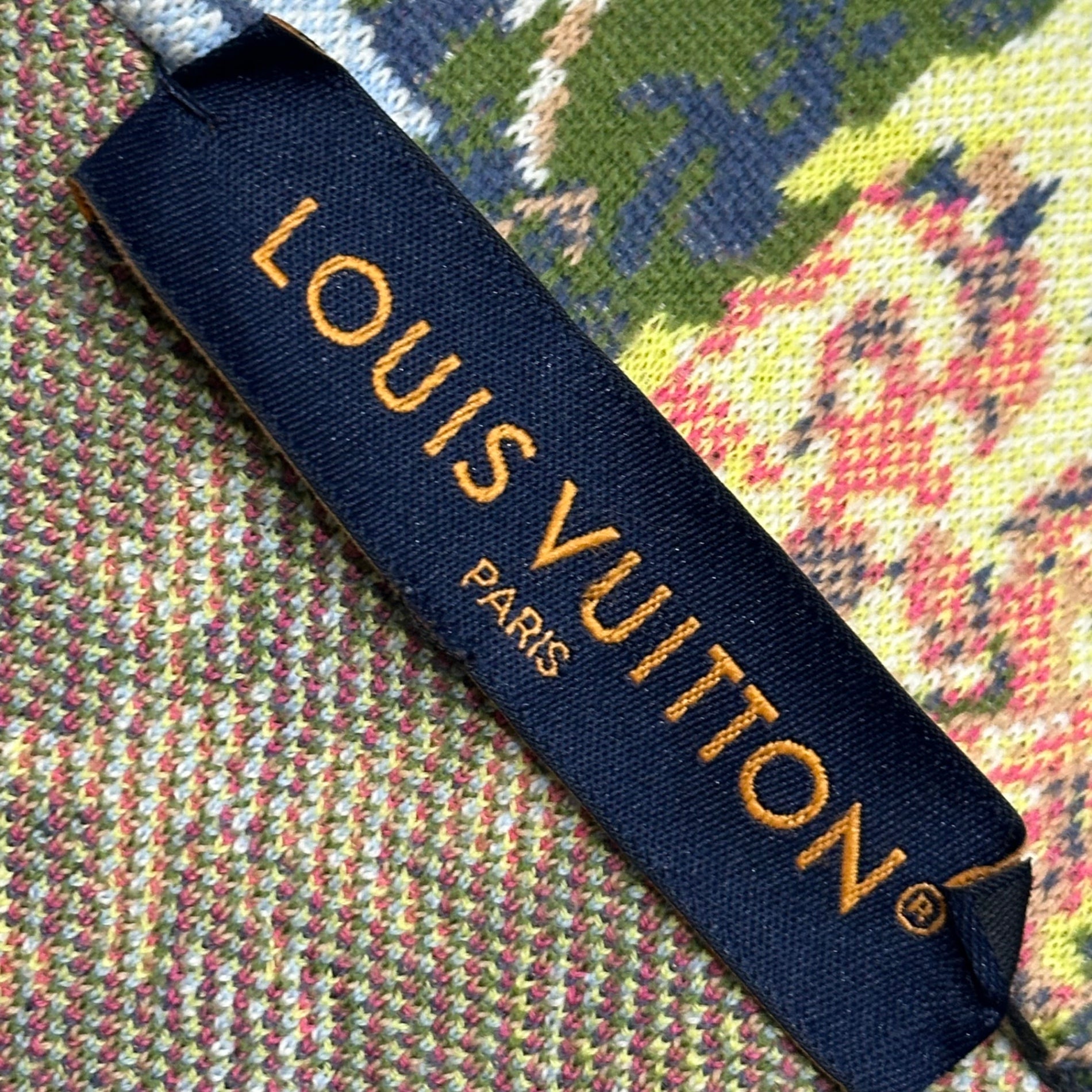 LOUIS VUITTON(ルイヴィトン) 2022AW Monogram Flower Jacquard Pullover Hoodie モノグラム フラワー ジャガード プルオーバー フーディー パーカー RM222 ZLW HNN73W M マルチカラー