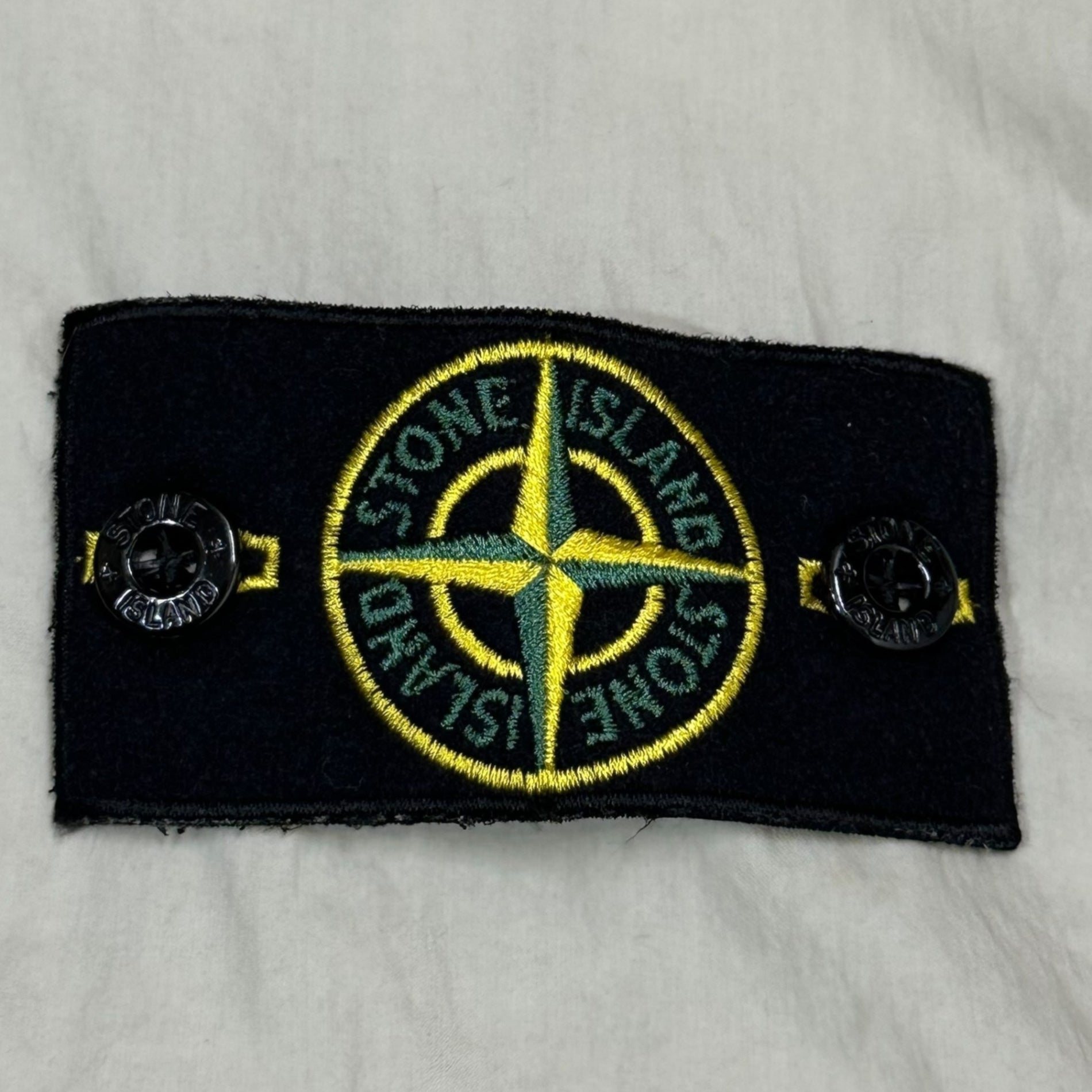 STONE ISLAND(ストーンアイランド) 12SS GARMENT DYED CO/NY HOODED OVERSHIRT ガーメントダイ コットン ナイロン フーデット シャツ 561510820 XL アイボリー マウンテンパーカー ジャケット パーカー