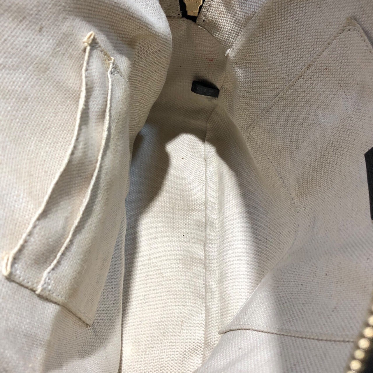 GUCCI(グッチ) Interlocking G leather daypack ソーホー インターロッキング G レザー デイパック 536192 ブラック リュック ロゴ