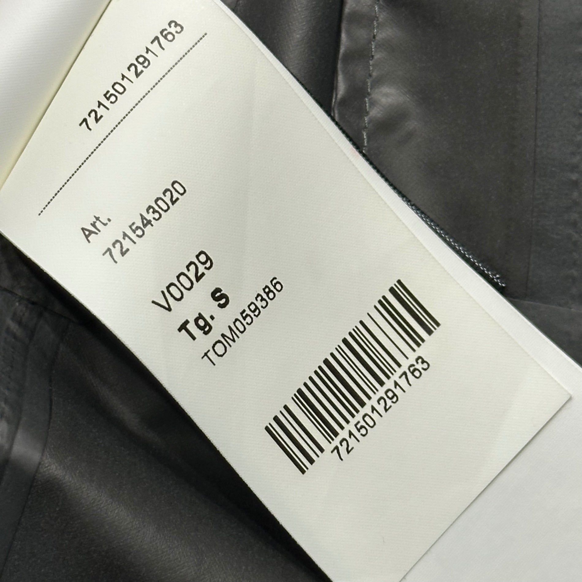 STONE ISLAND(ストーンアイランド) 20SS GORE-TEX® Hooded Zip-Up Jacket ゴアテックス フーデッド ジップアップ ジャケット 721543020 S ブラック