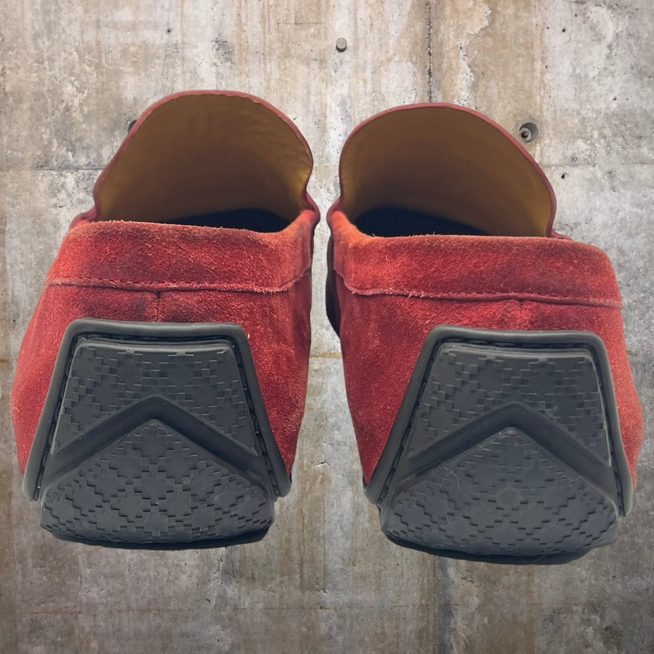 GUCCI(グッチ) スウェードドライビングローファー 表記なし(27cm程度) レッド