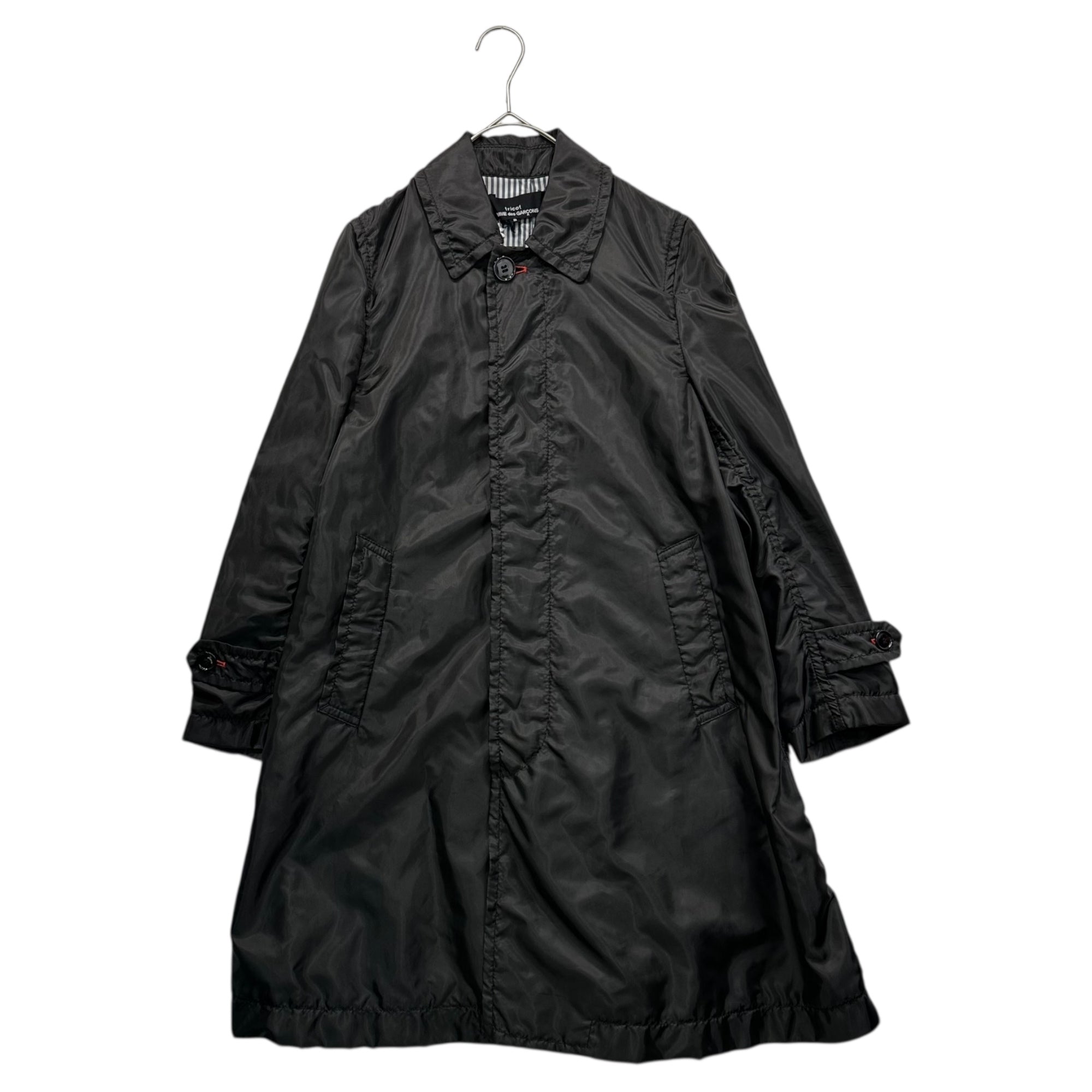 tricot COMME des GARCONS(トリココムデギャルソン) 12SS Inner Stripe × Floral Embroidery Polyester Coat インナー ストライプ × 花 刺繍 ポリ 比翼 コート TI-C003 S ブラック AD2011