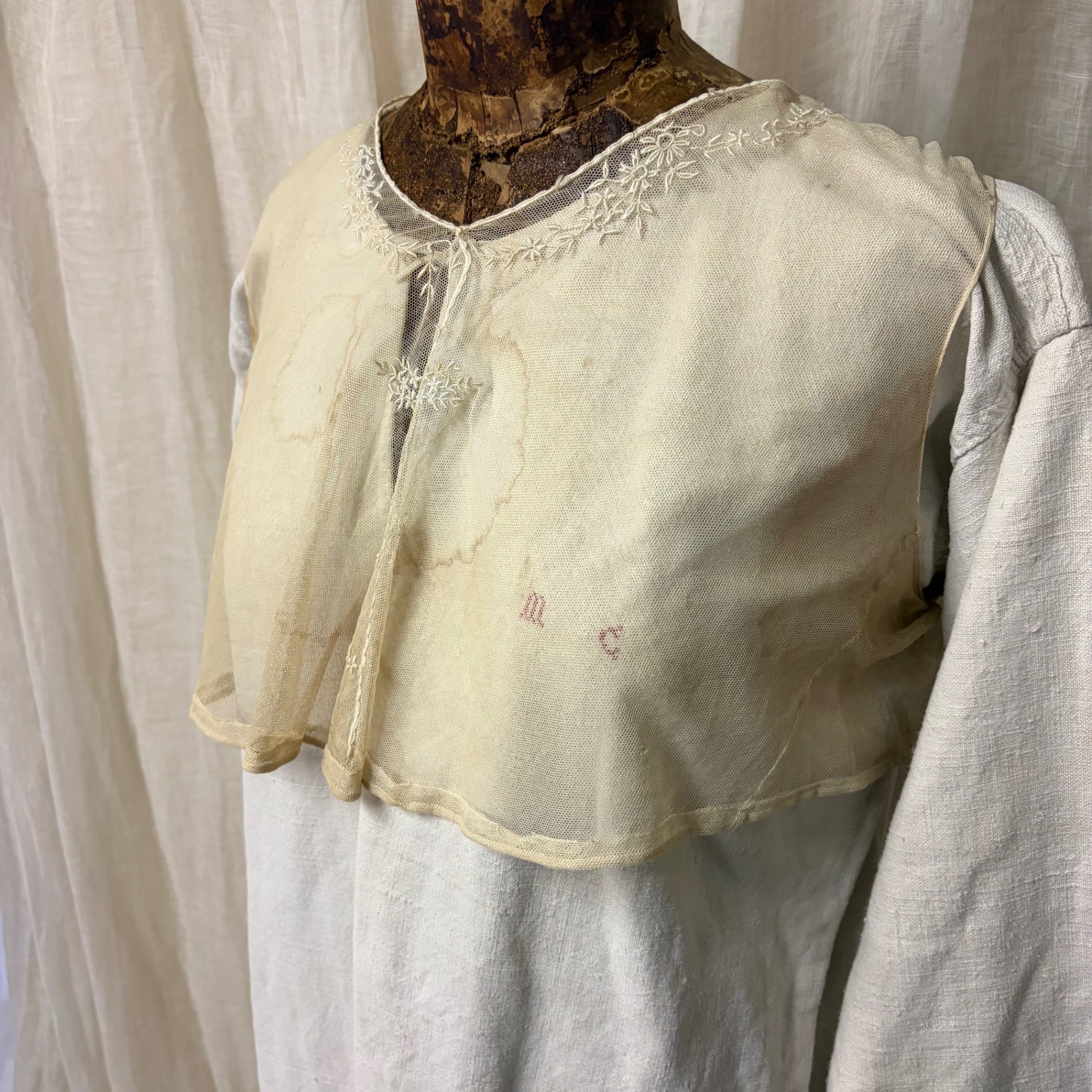 Euro antique(ヨーロッパアンティーク) 20's~ 「M C」 name stich frenchcotton onepiece ネーム刺繍入りフレンチリネンワンピース 表記無し(Lサイズ程度) ベージュ