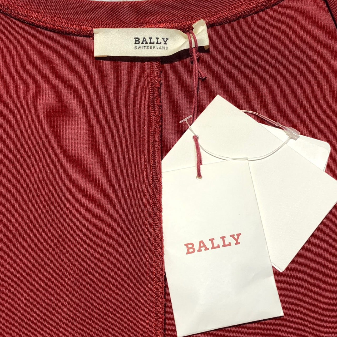BALLY(バリー) ノースリーブS字スナップデザイントップス F38(Mサイズ程度) レッド