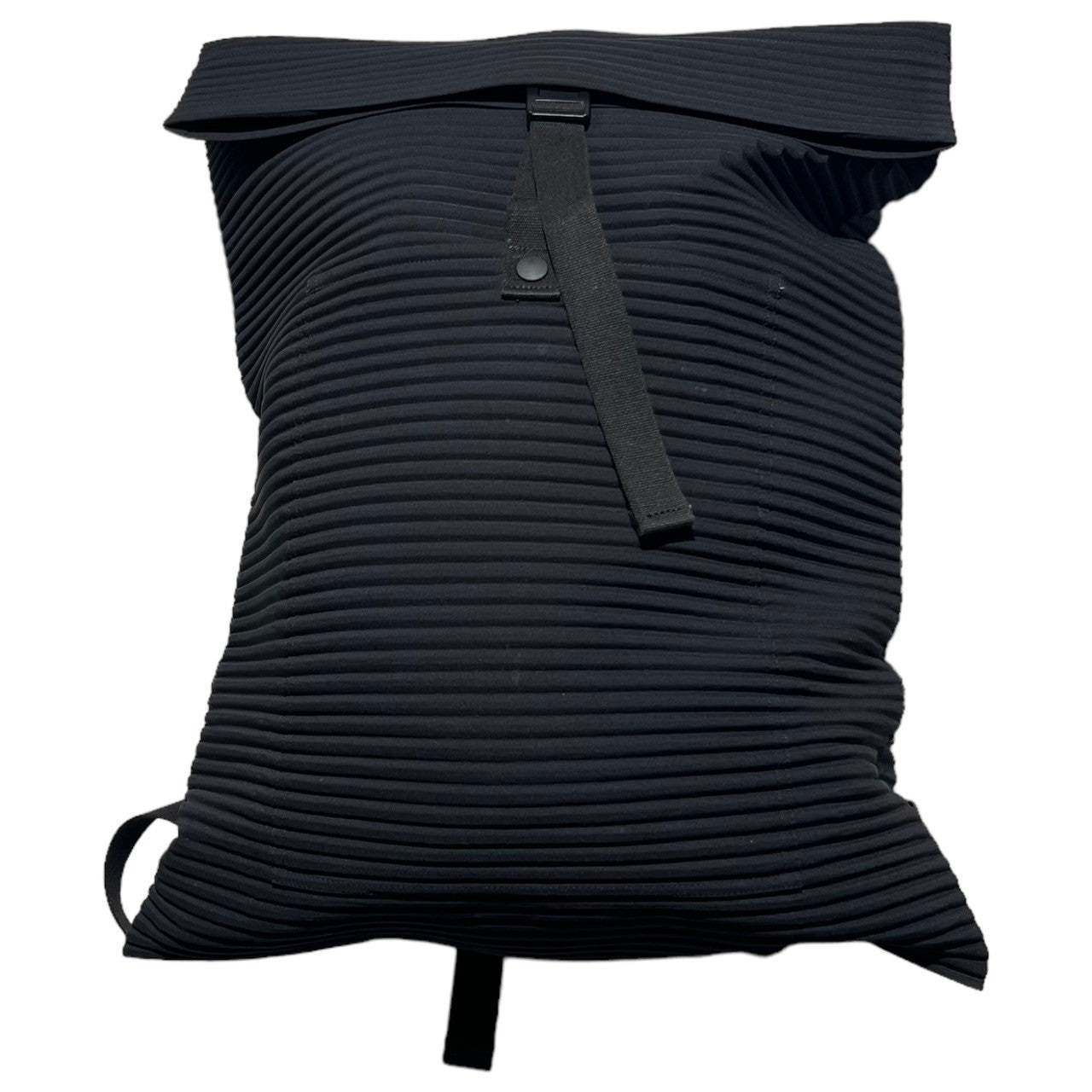 HOMME PLISSE ISSEY MIYAKE(オムプリッセイッセイミヤケ) pleated big daypack プリーツ ビッグ