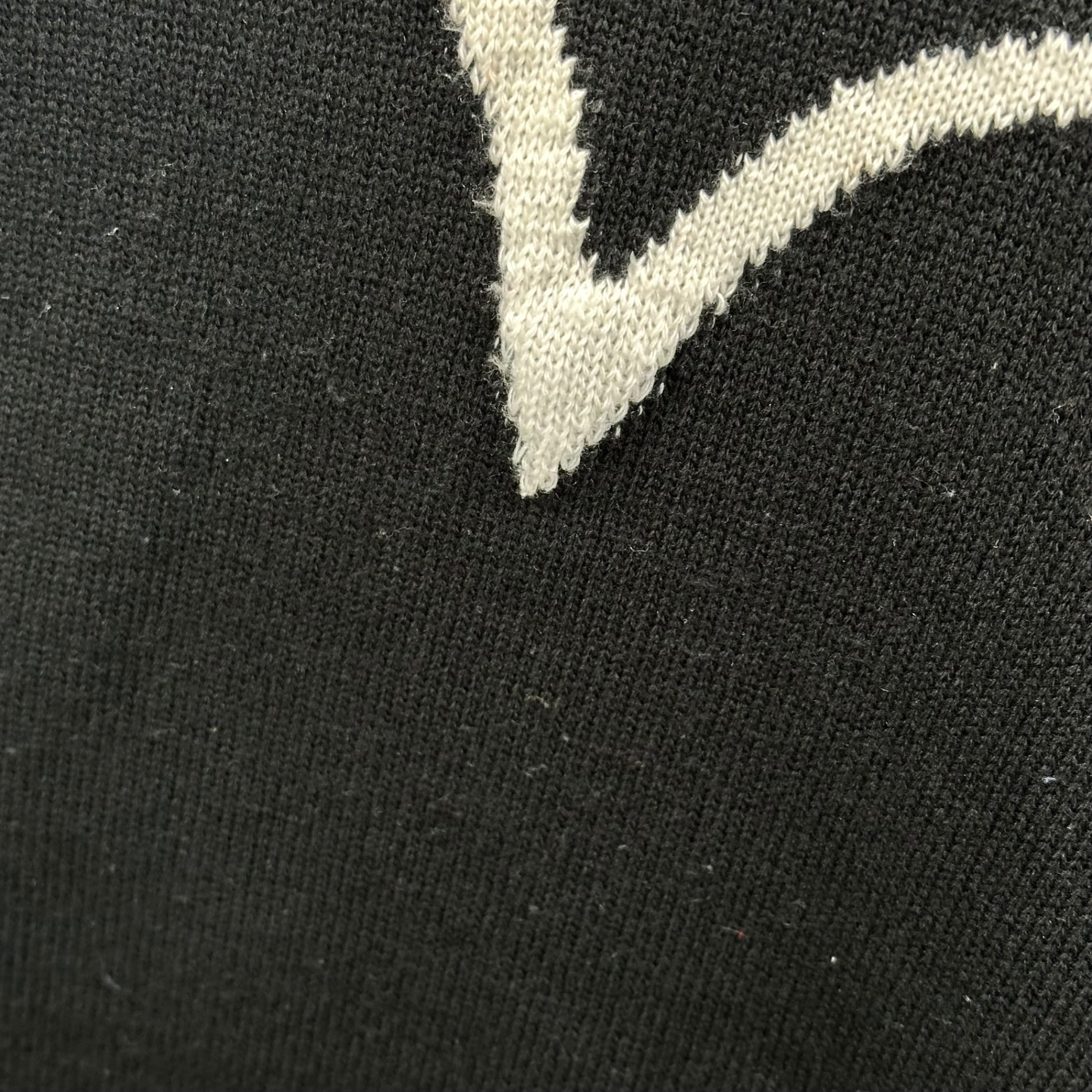 BLACK COMME des GARCONS(ブラックコムデギャルソン) 22AW Front Heart Oversized Acrylic Knit フロント ハート オーバーサイズ アクリル ニット 1J-N001 S ブラック×ホワイト AD2022