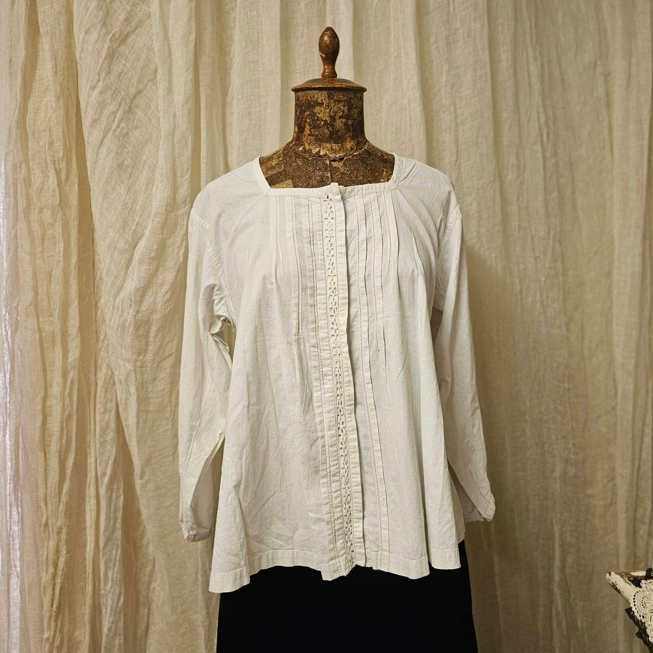 Euro vintage(ヨーロッパヴィンテージ) 20's~ center_open wide collar cotton blouse with scalloped lace スカラップレースのオープンカラーブラウス 表記無し(M~L程度) ホワイト / 薄っすらと小シミ有