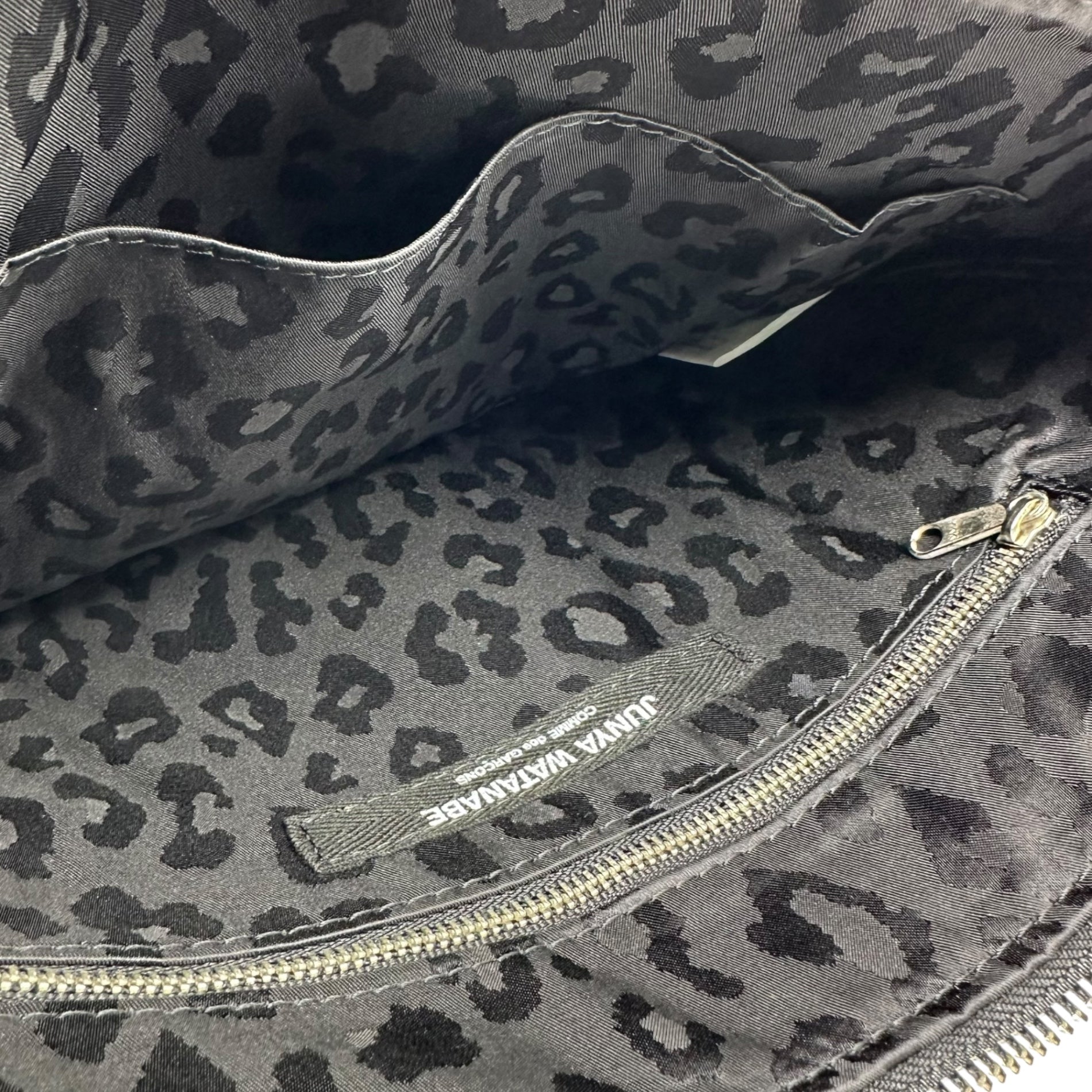 COMME des GARCONS JUNYA WATANABE(コムデギャルソンジュンヤワタナベ) Enamel Leather Clutch Bag エナメル レザー クラッチ バッグ JJ-K210 ブラック ポーチ