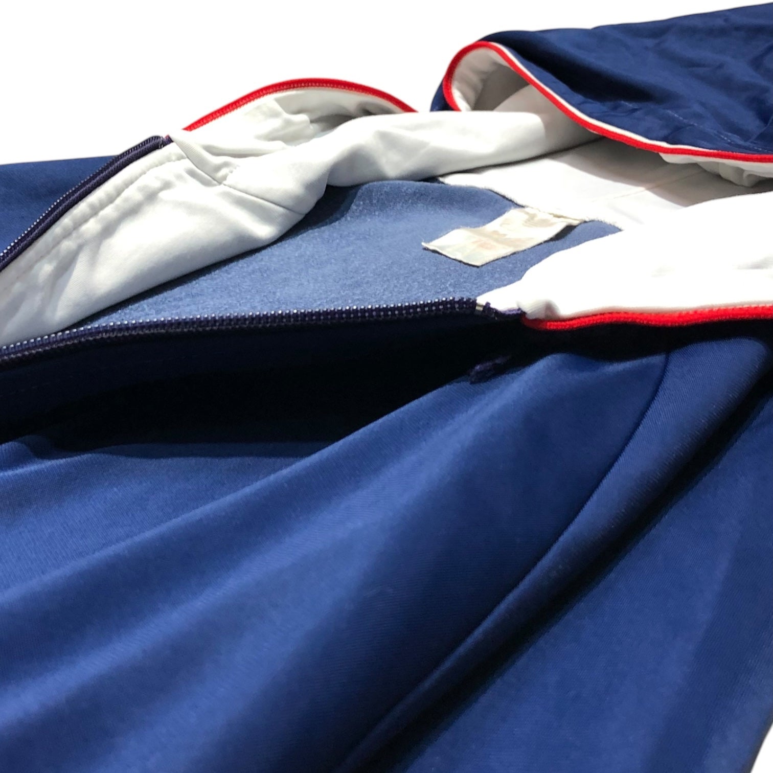 adidas(アディダス) 80's vintage hooded track jacket ヴィンテージ フーデッド トラック ジャケット US M ネイビー×ホワイト×レッド 80年代 ハンガリー製 万国旗タグ