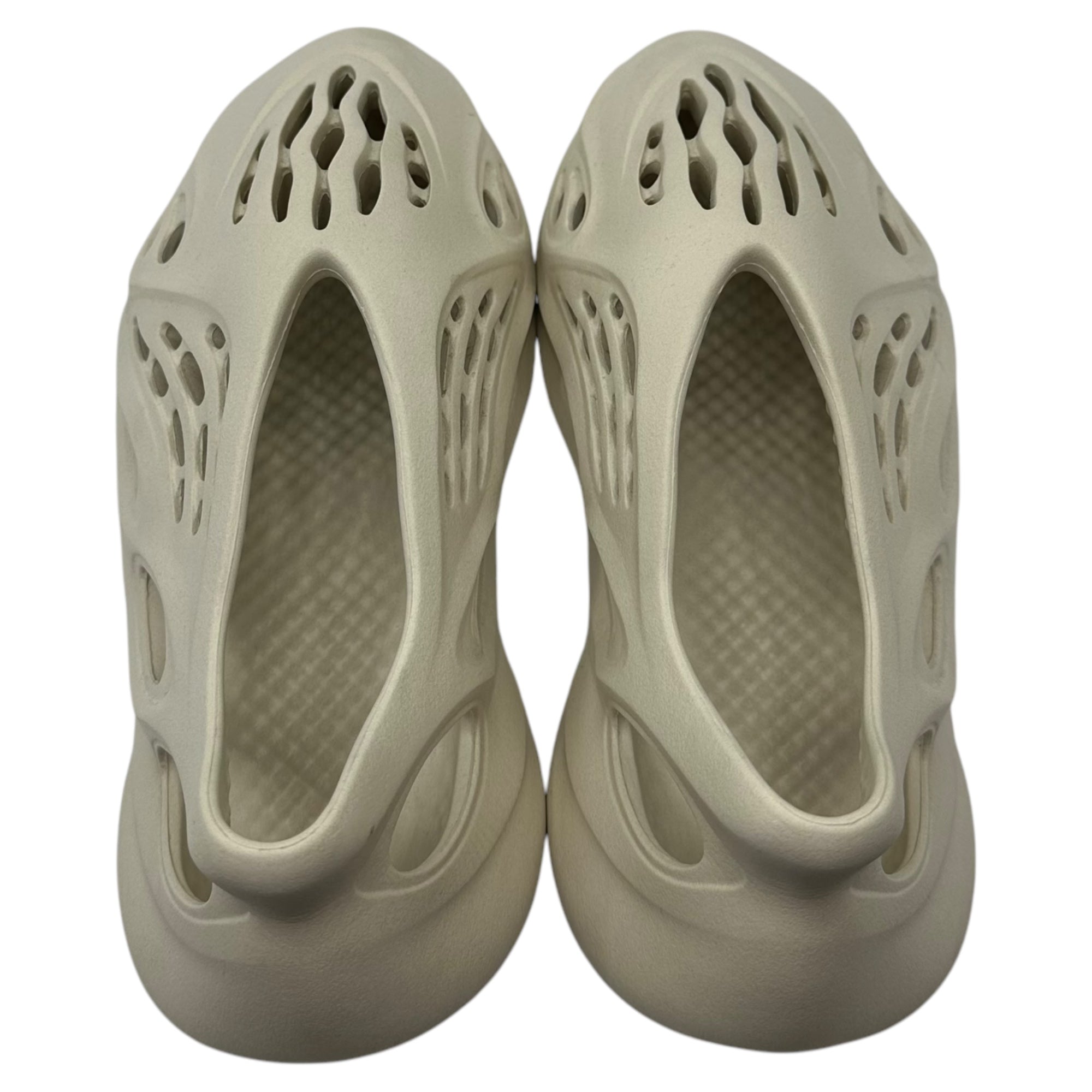 adidas(アディダス) YEEZY Foam Runner "Sand" イージーフォームランナー "サンド" FY4567 27.5cm ベージュ サンダル スニーカー 箱付