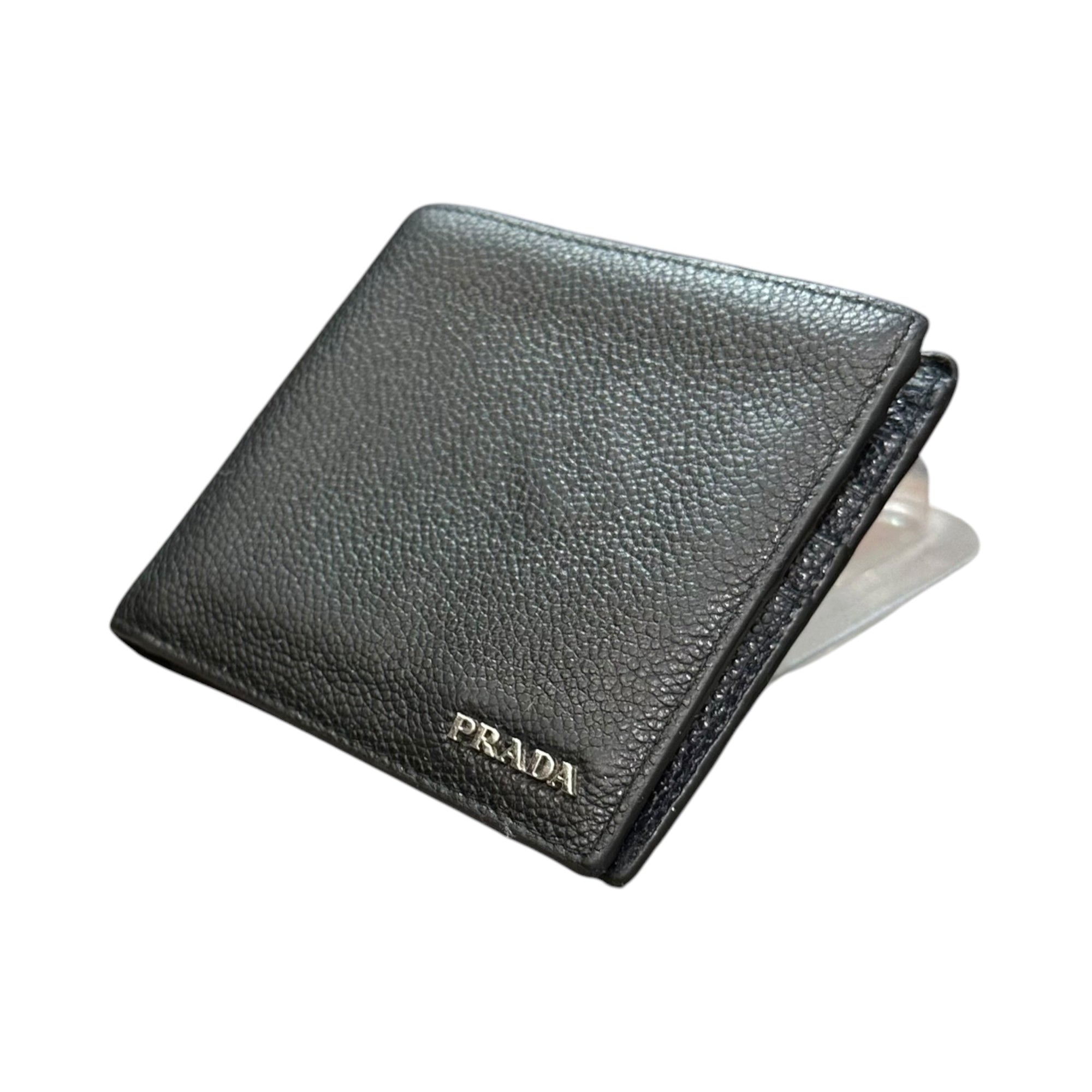 PRADA(プラダ) Vitello Daino Leather Wallet ヴィッテロダイノレザー 二つ折り財布 2M0513 ブラック
