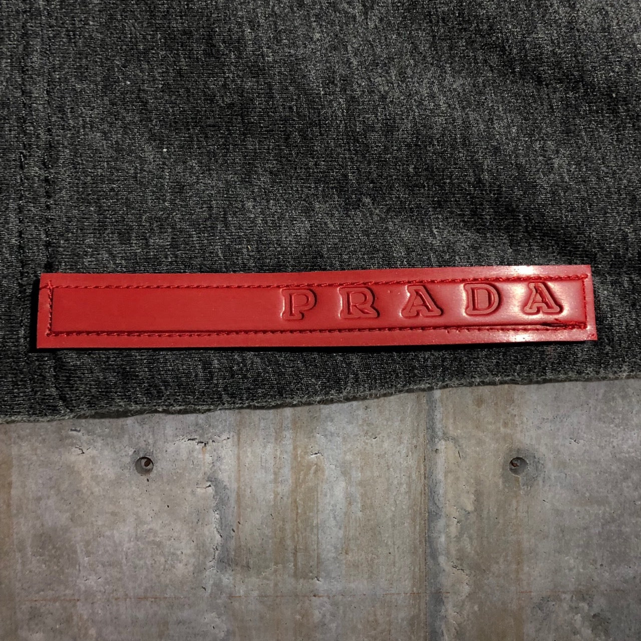 PRADA SPORT(プラダスポーツ) ハージジップバックポケットプルオーバー M グレー アーカイヴ