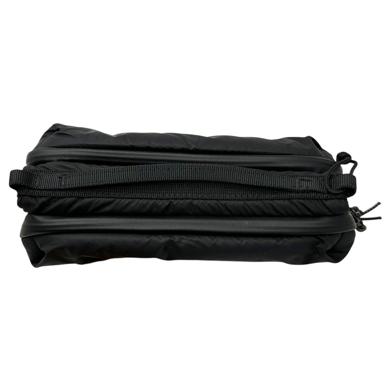 Topologie(トポロジー) Bottle Sacoche M 【バッグ単体】 ボトル サコッシュ 33-65-0158-433 M ブラック ショルダー バッグ