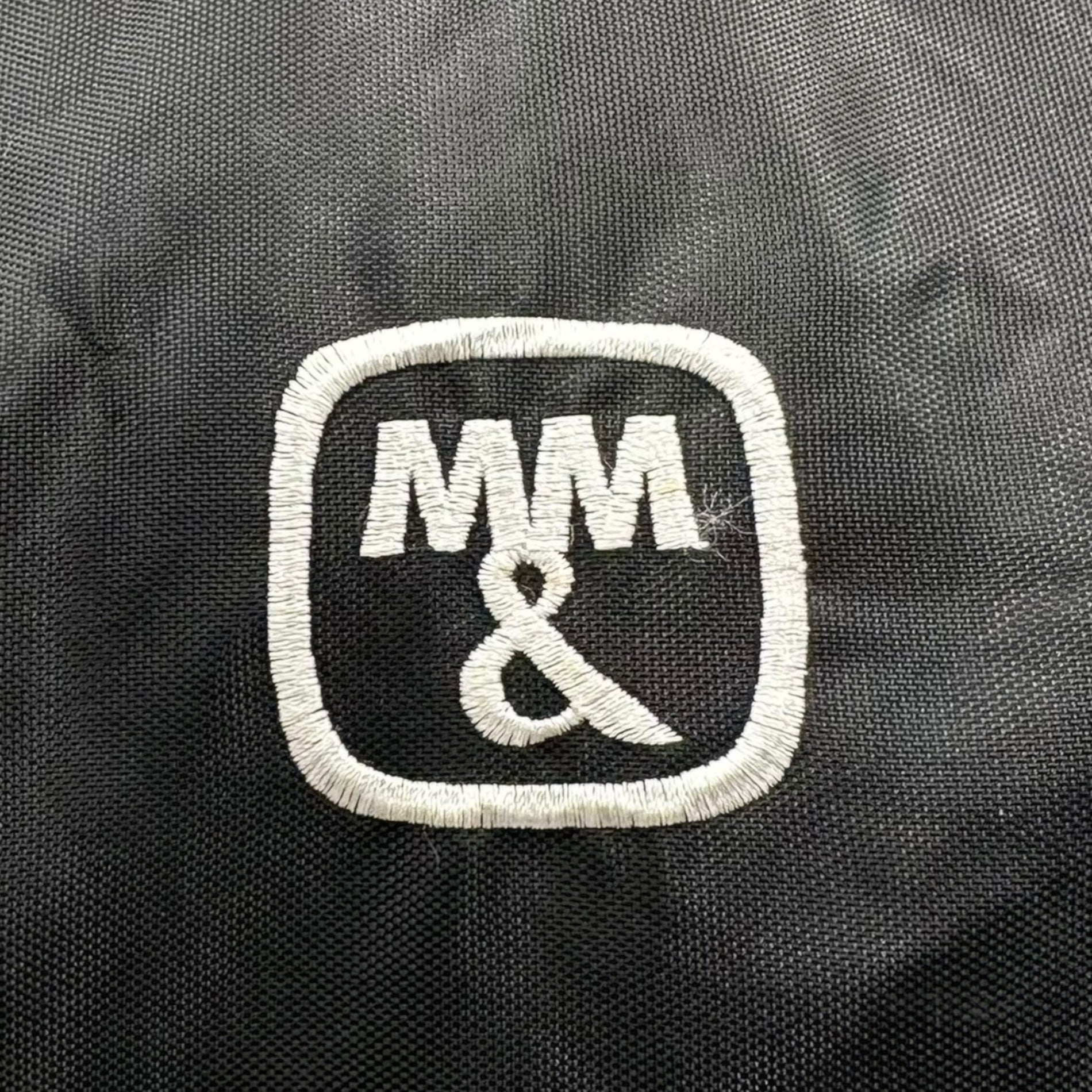 M&M(エム&エム) Logo embroidered barrel bag ロゴ 刺繍 ドラム バッグ ブラック アメリカンアパレル ボディ