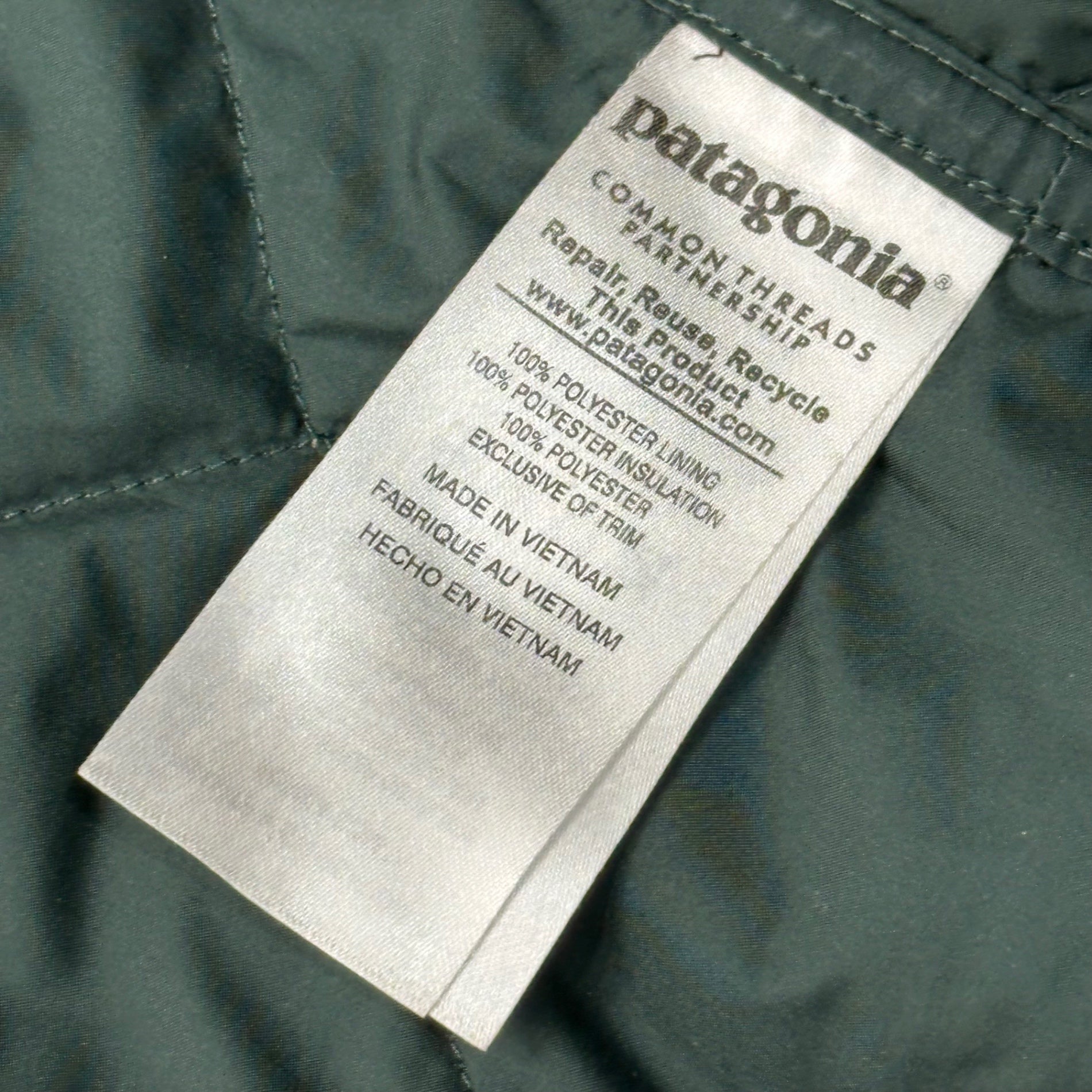 Patagonia(パタゴニア) DIAMOND QUILTED BOMBER HOODY ダイアモンドキルト ボマージャケット フーディー 27610 L カーキ マウンテンパーカー