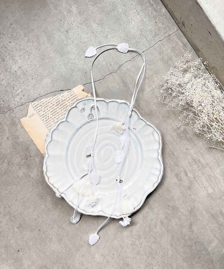 m.soeur(エムスール) リーフとスイートピーのネックレス 3471 ホワイト