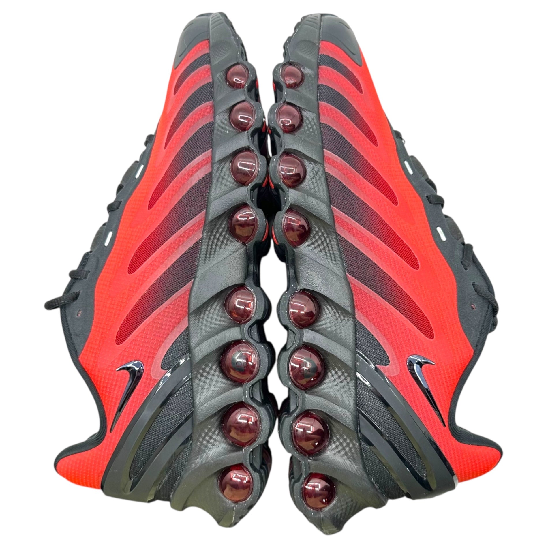 NIKE(ナイキ) Air Max DN8 "Black/University Red" エア マックス DN8 FQ7860-008 27cm レッド×ブラック ローカット スニーカー 箱付