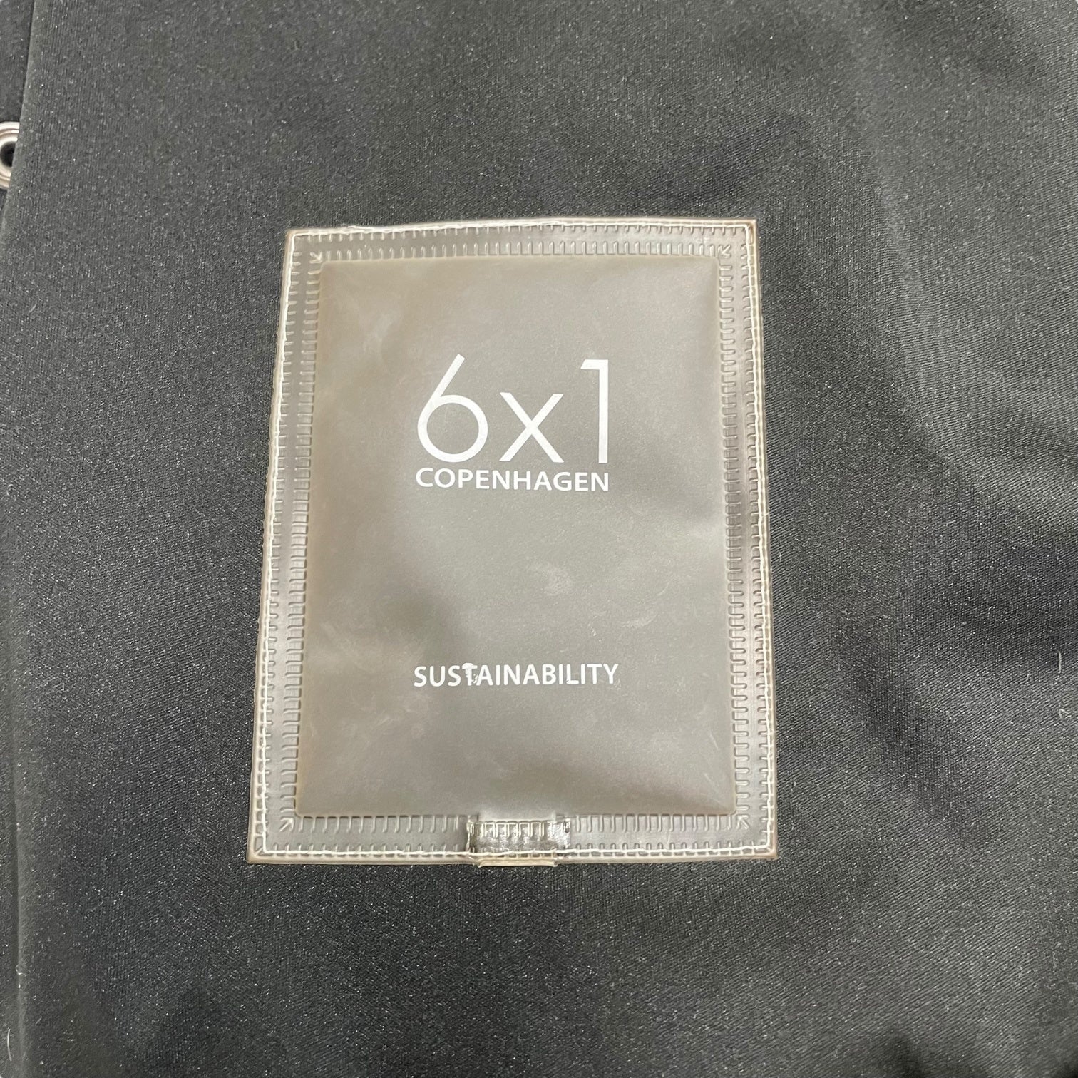 6x1 COPENHAGEN(シックスバイワンコペンハーゲン) COCOON DOWN JACKET コクーン ダウン ジャケット S06-02-007 1(S程度) ブラック