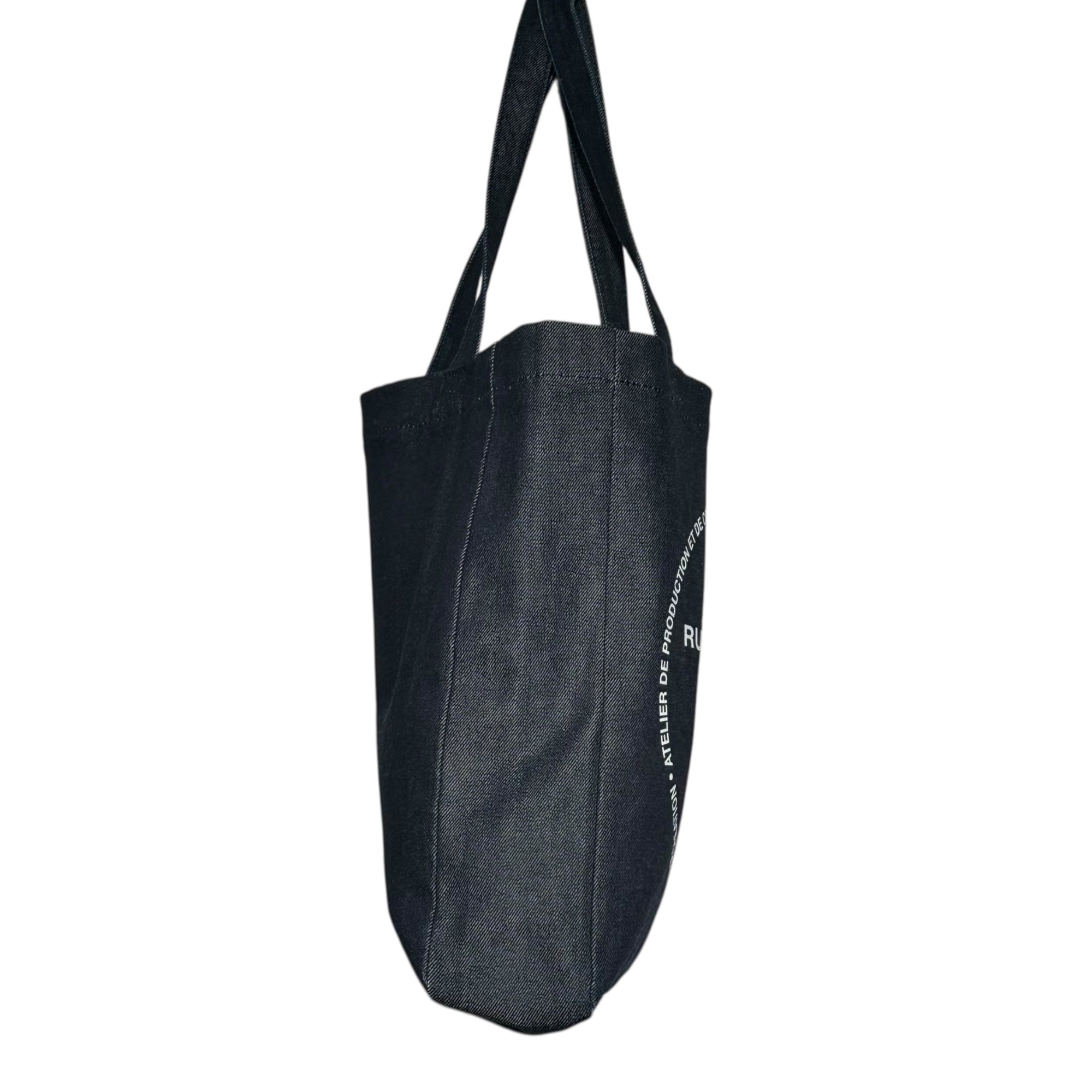 A.P.C.(アーペーセー) Sword and Guitar Logo Print Denim Tote Bag 剣とギター ロゴ プリント デニム トートバッグ インディゴ×ホワイト