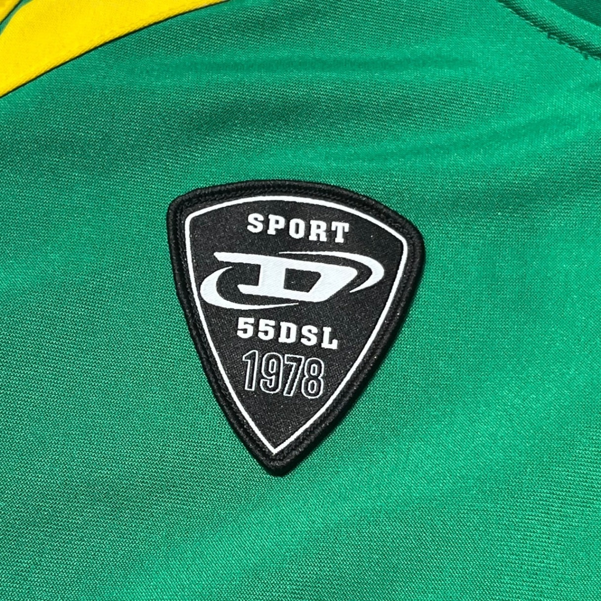 DIESEL(ディーゼル) AMST-SMEETCH logo track jacket ロゴ トラック ジャケット A05820 S グリーン×イエロー ジャージ ブルゾン