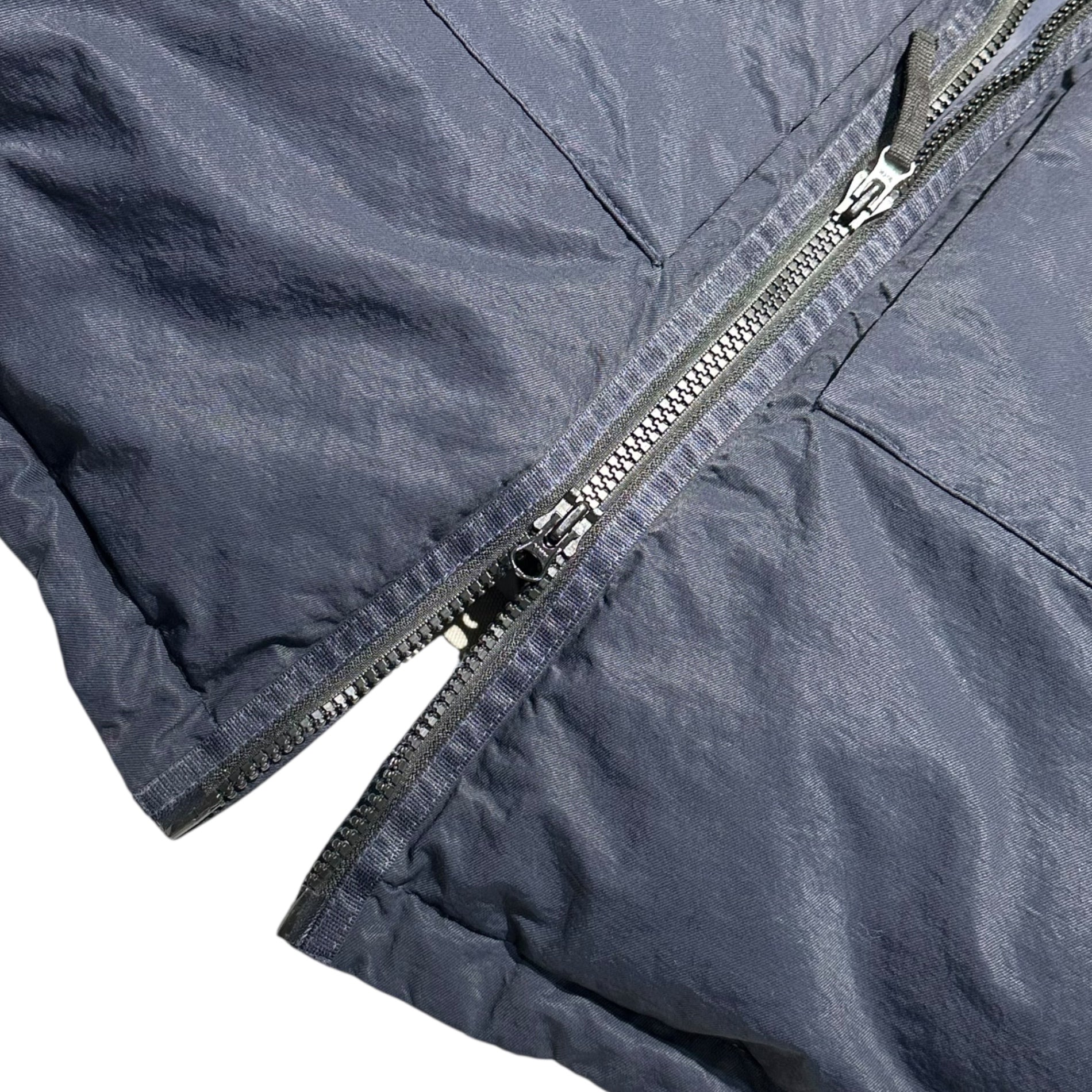 STONE ISLAND(ストーンアイランド) 22AW OPAQUE NYLON TWILL DOWN JACKET オペーク ナイロン ツイル ダウン ジャケット 77154121 XL ネイビー フーデッド