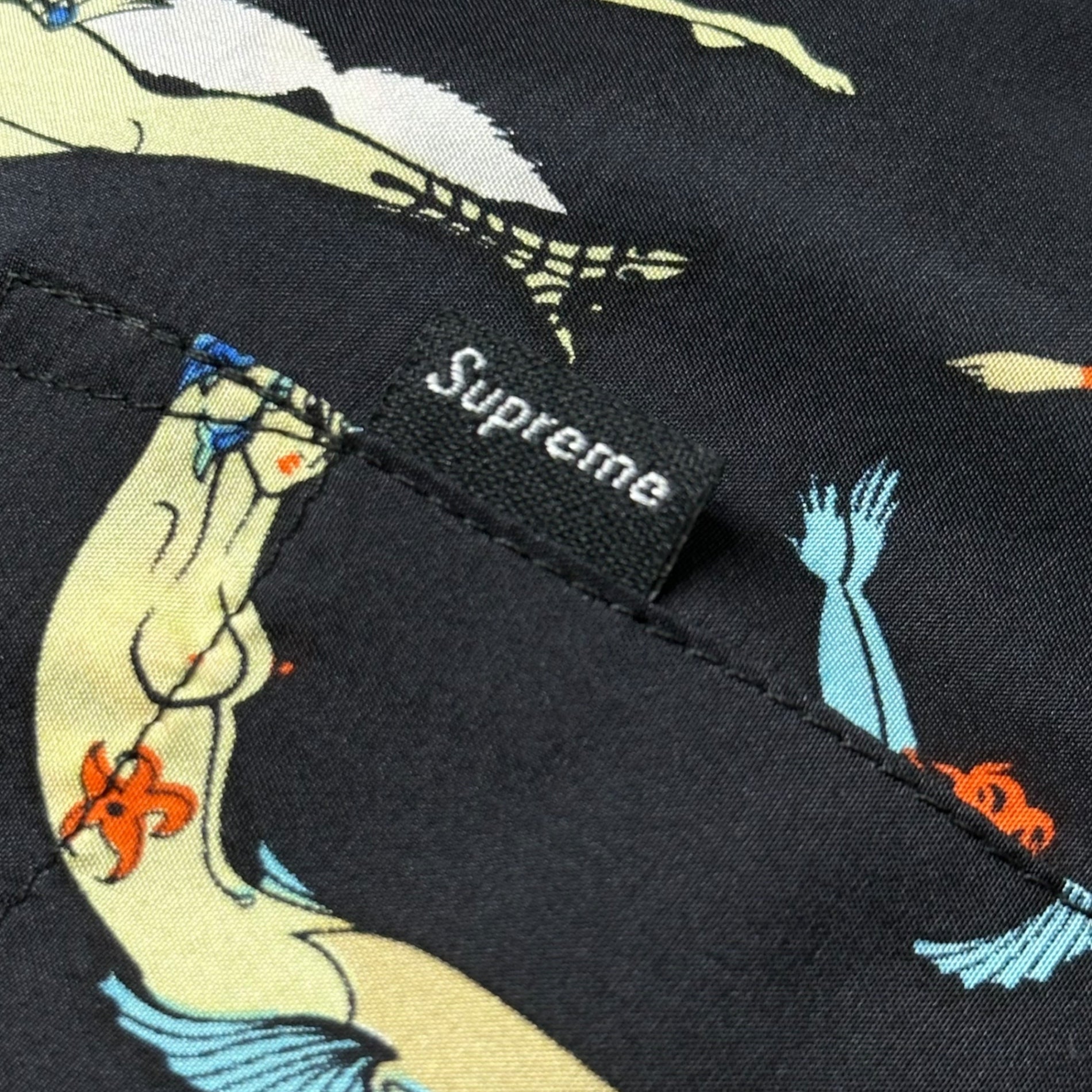 SUPREME(シュプリーム) 18SS Alphabet Silk Shirt アルファベット シルク 半袖 シャツ S ブラック×マルチカラー