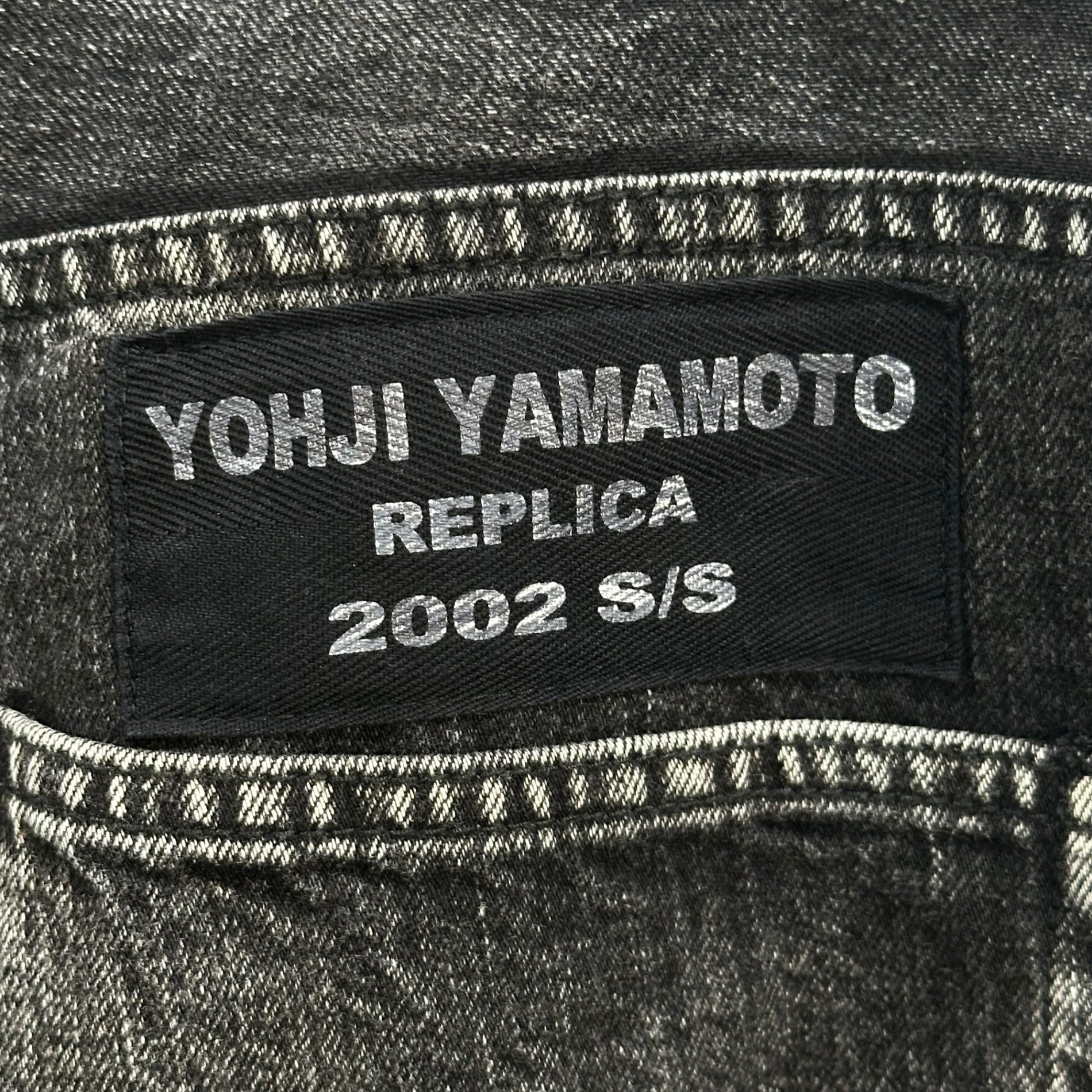 YOHJI YAMAMOTO POUR HOMME(ヨウジヤマモトプールオム) 2019SS 「REPLICA 2002」 Heavily Distressed Button-Fly Black Denim Pants ハード ユーズド加工 ボタンフライ ブラック デニム パンツ HN-P77-032 3 ブラック ワイド