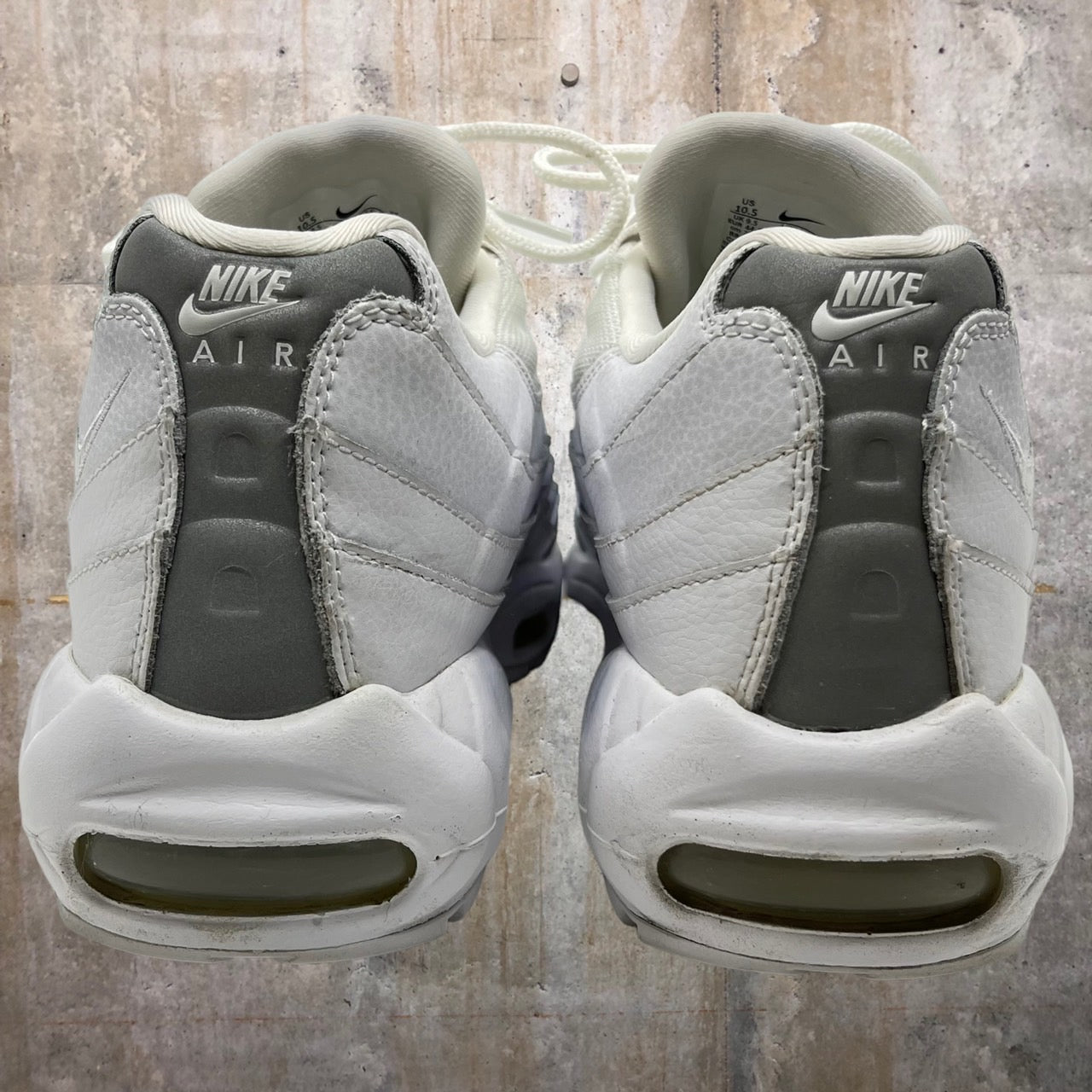 NIKE(ナイキ) AIR MAX 95 ESSENTIAL/エアマックス95/ローカットスニーカー AT9865-100 28.5cm ホワイト