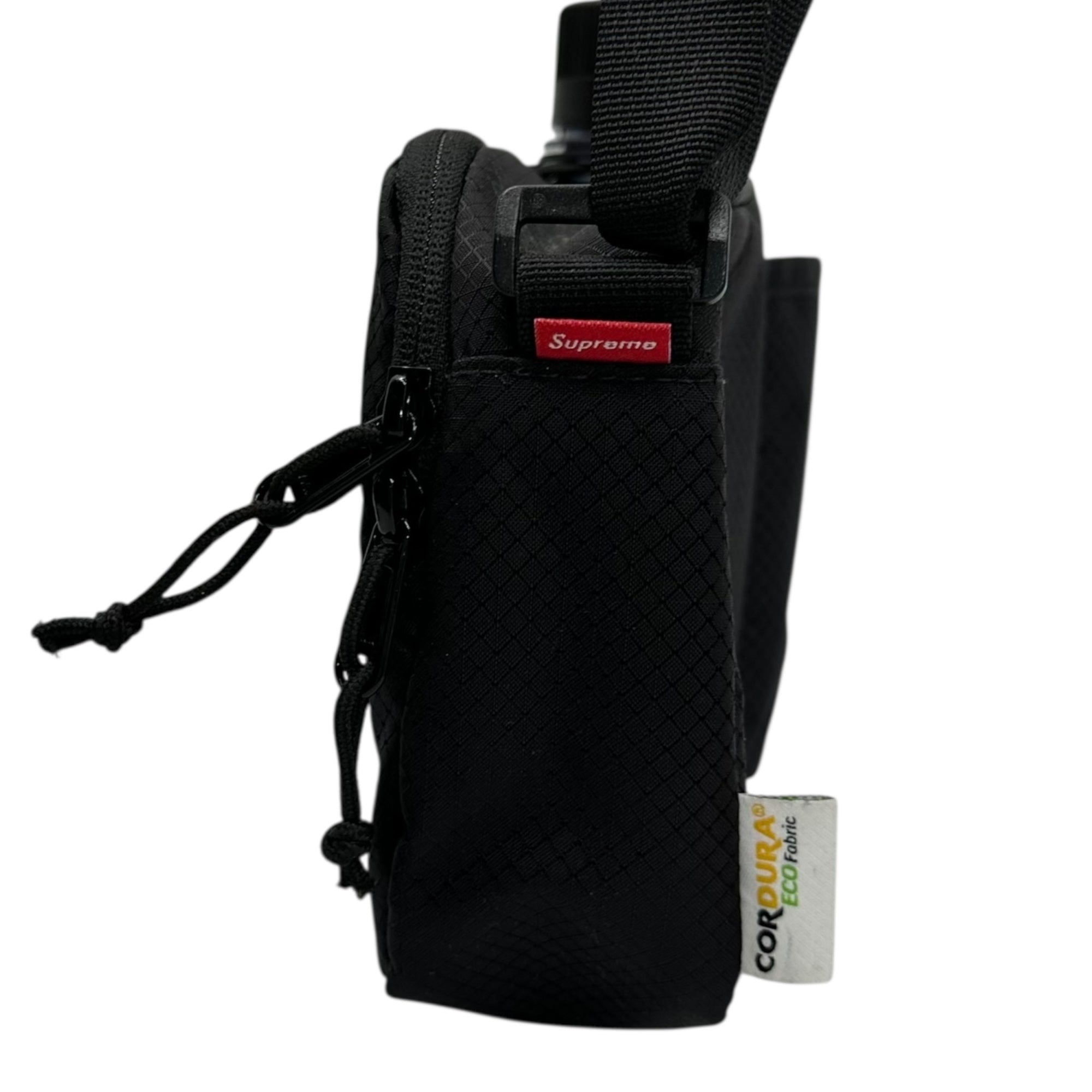 SUPREME(シュプリーム) 22SS Side Bag サイド バッグ ブラック ロゴ ショルダー サコッシュ ボトル