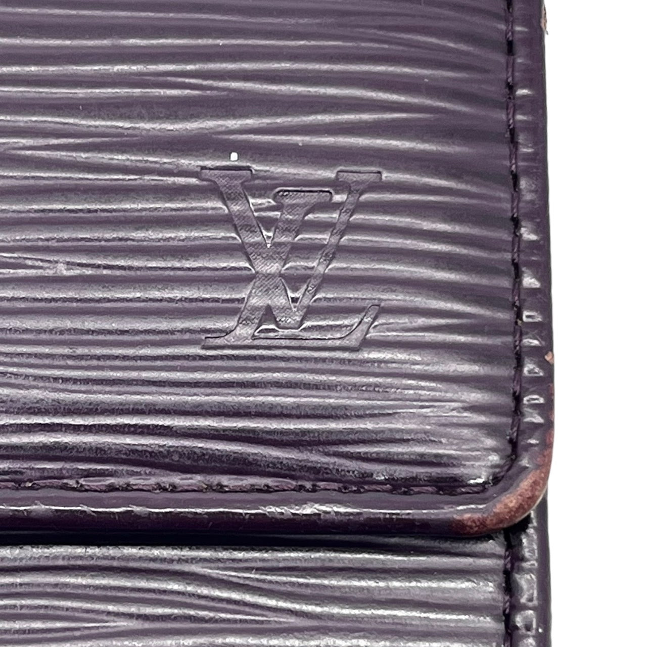 LOUIS VUITTON(ルイヴィトン) ポルトオフォイユサラ/長財布/エピ M6374L カシス(パープル) 製造番号:CA0029/イニシャル入り