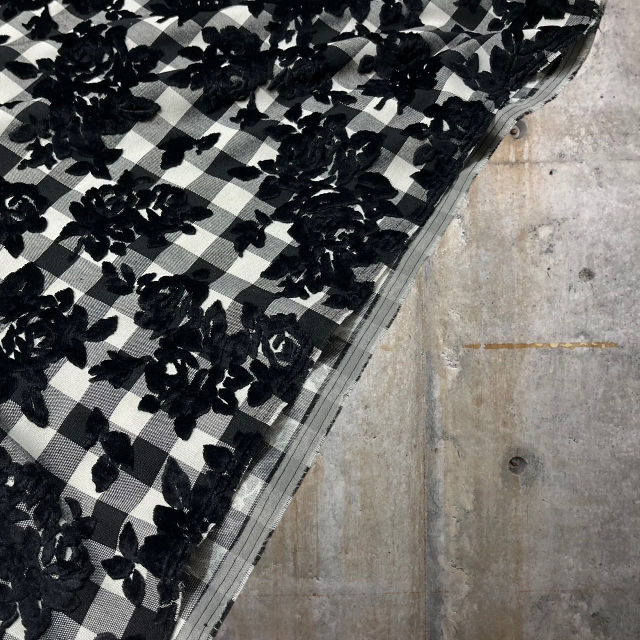 robe de chambre COMME des GARCONS(ローブドシャンブルコムデギャルソン) 04SSベルベットフラワー装飾チェック袴パンツ/本人期/稀少/川久保玲 RM-P005 SIZE FREE ブラック×ホワイト AD2003