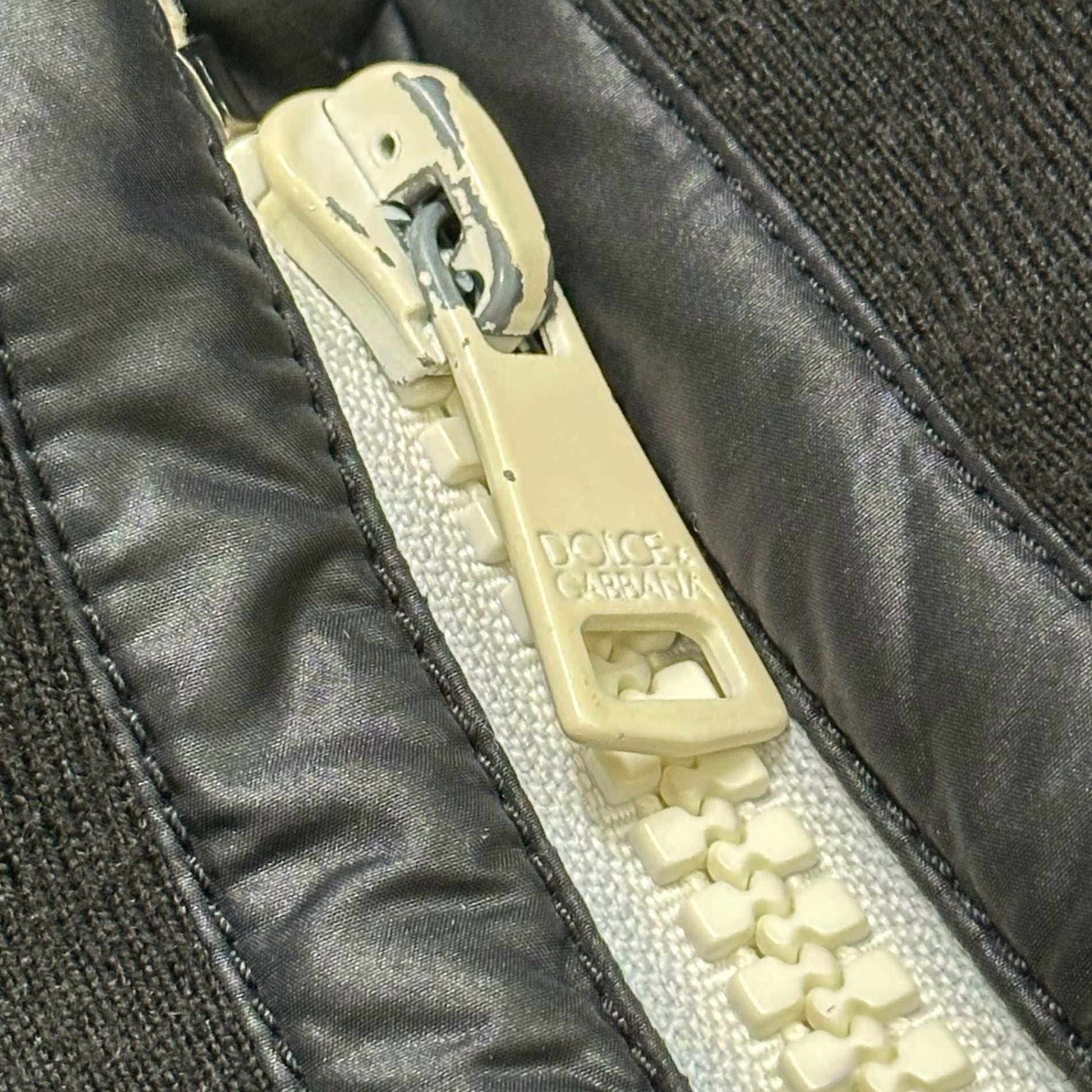 DOLCE&GABBANA(ドルチェ&ガッバーナドルガバ) 00's Big Zip Bicolor Ribbed Zip-up Cotton Blouson 00年代 ビッグジップ バイカラー リブ ジップアップ 中綿 ブルゾン G9G86T/FUMN4 44(XS) ブラック×ホワイト Y2K