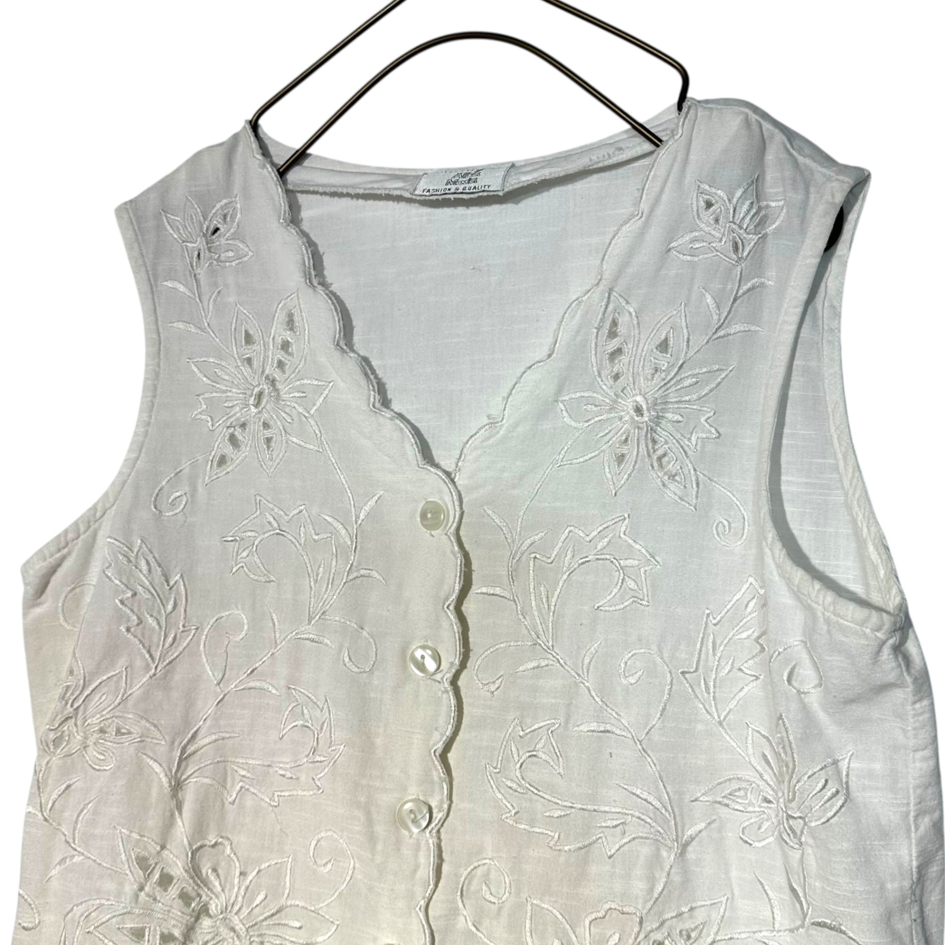vintage(ヴィンテージ) leaf and flower stich vest blouse リーフと花刺繍のカットワークレース前開きベスト ブラウス 表記無し(Mサイズ程度) ホワイト