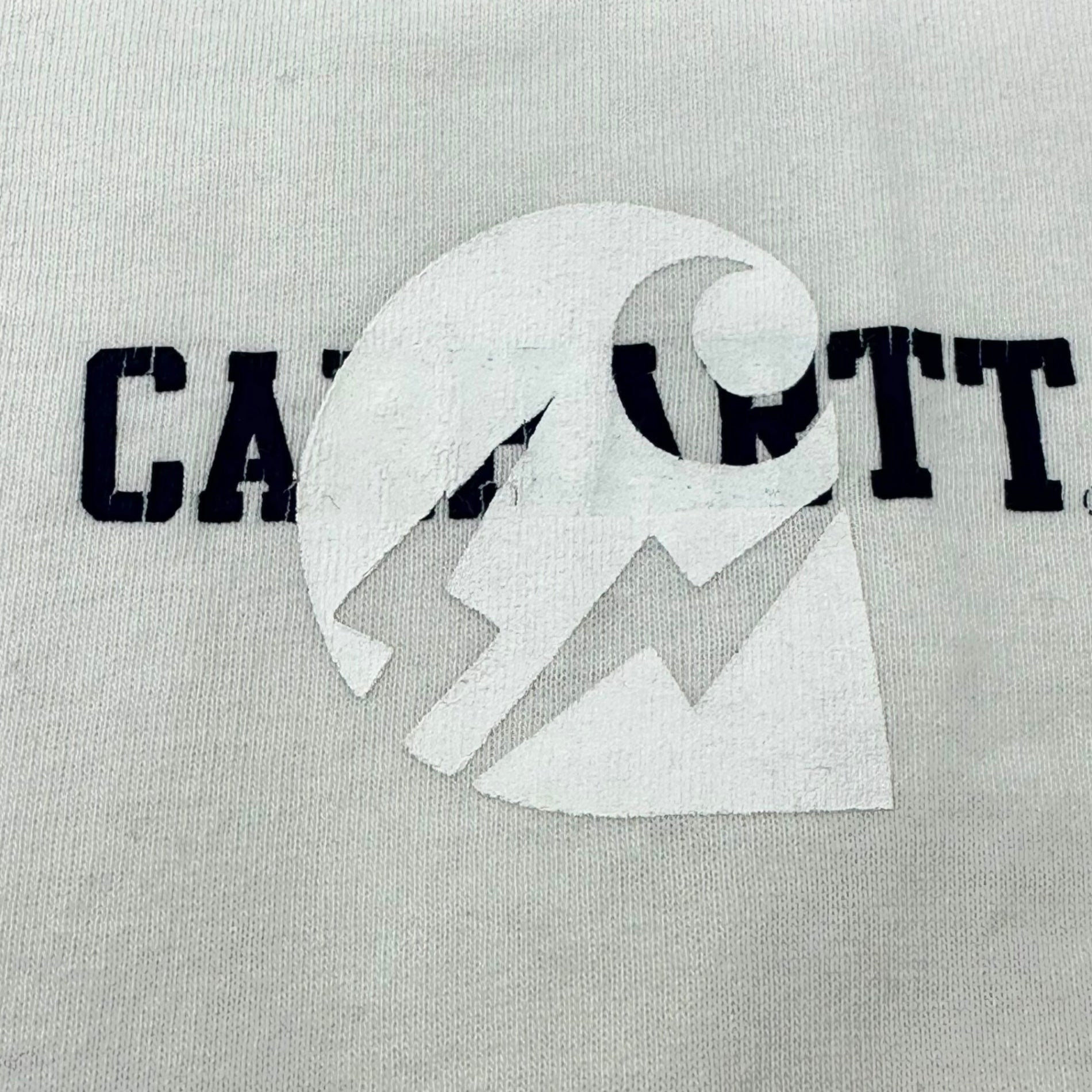 carhartt × FRAGMENT DESIGN(カーハート×フラグメントデザイン) Stacked logo crew neck T-shirt 重ねロゴ クルーネック Tシャツ S ホワイト×ネイビー
