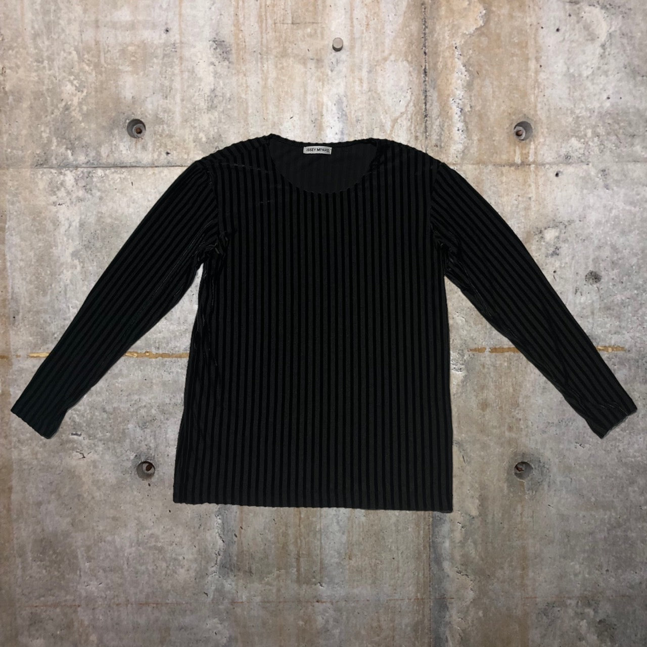 ISSEY MIYAKE(イッセイミヤケ) 94'sベロアストライプL/Sプルオーバー M ブラック 銀タグ