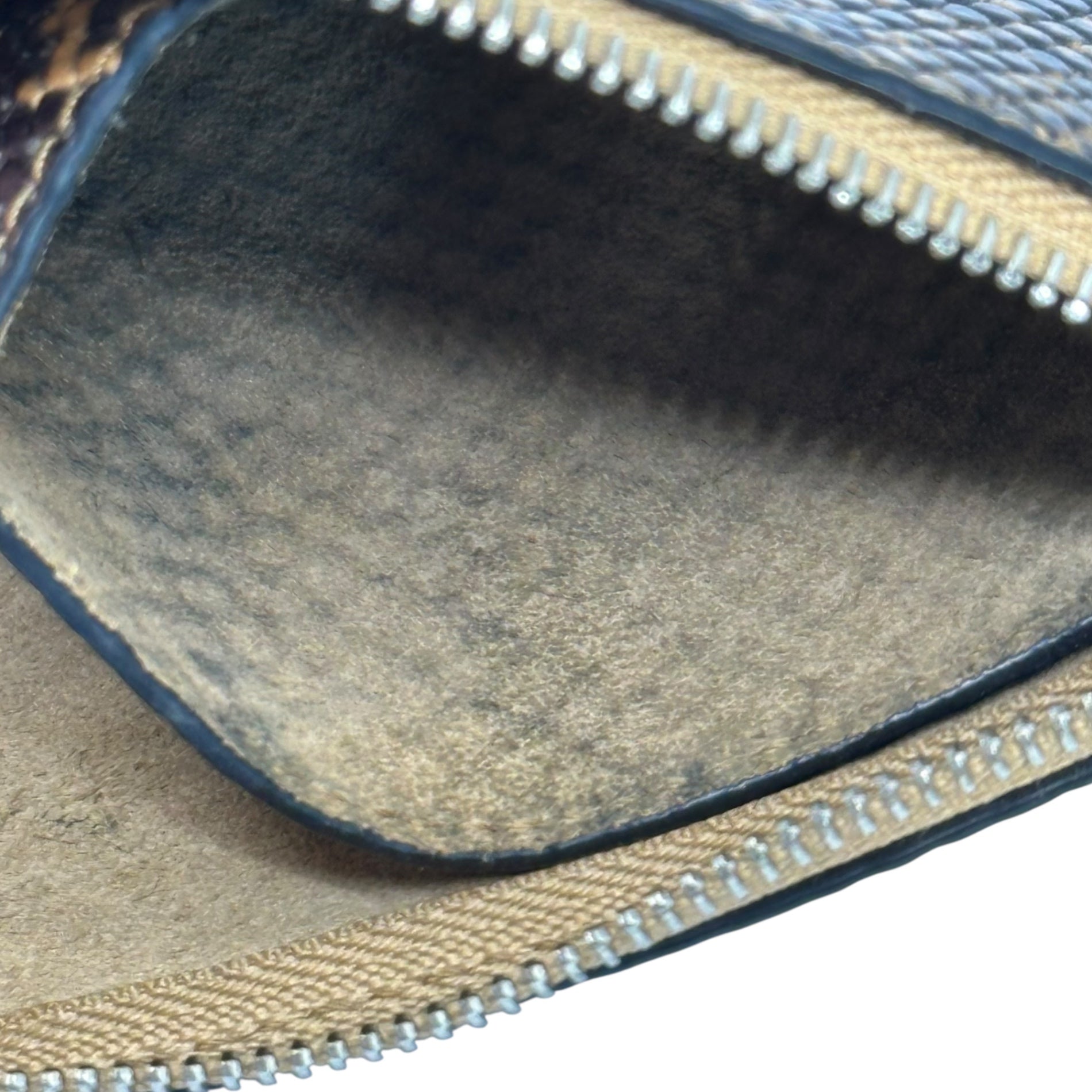 A.P.C.(アーペーセー) L-shaped zip python wallet L字ジップ パイソン型押し ウォレット 財布 ブラウン