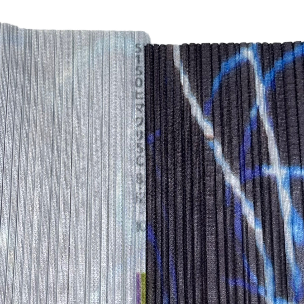PLEATS PLEASE(プリーツプリーズ) 97SS Issey Miyake Guest Artist Series No.2 Nobuyoshi Araki on Pleats Please PP72-JH917 FREE ホワイト×イエロー ノースリーブ プリーツ ワンピース ドレス ひまわり 転写 荒木経惟 アラーキー