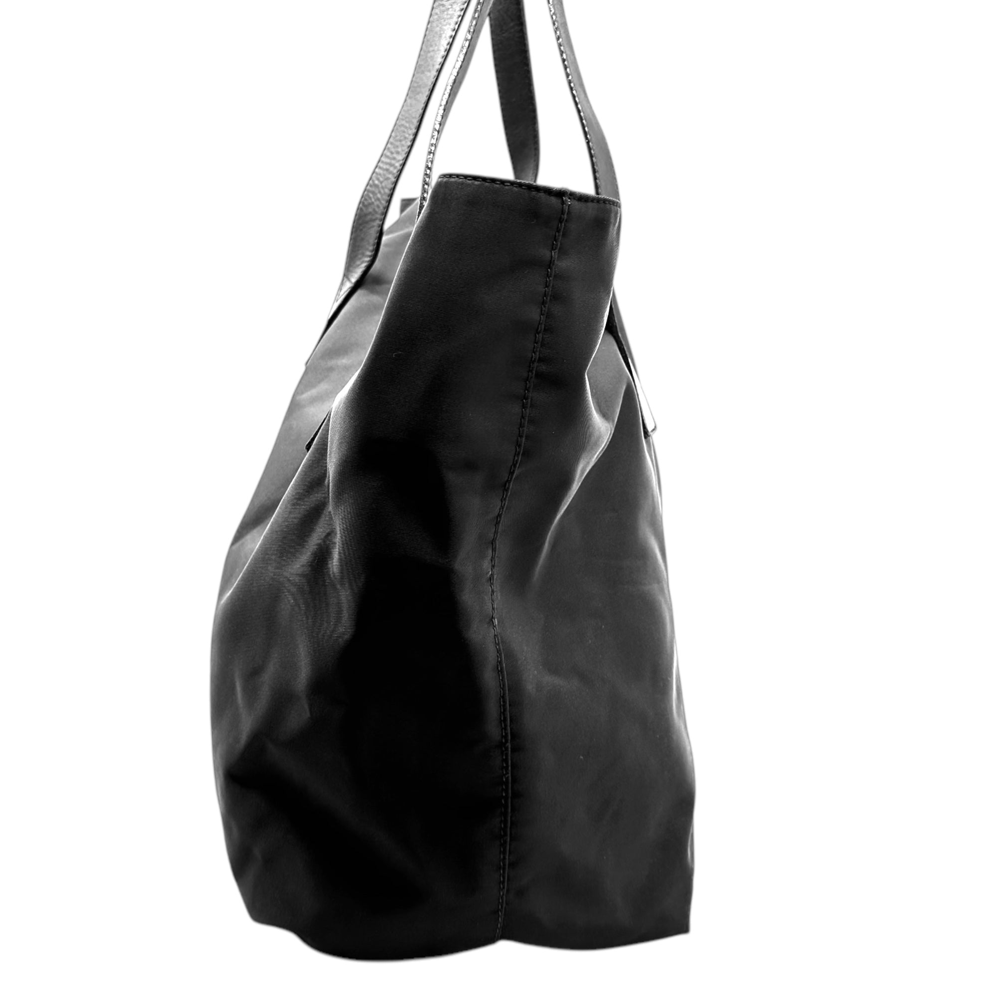 FENDI(フェンディ) Logo nylon leather tote bag ロゴ ナイロン レザー トート バッグ ブラック OLD ヴィンテージ