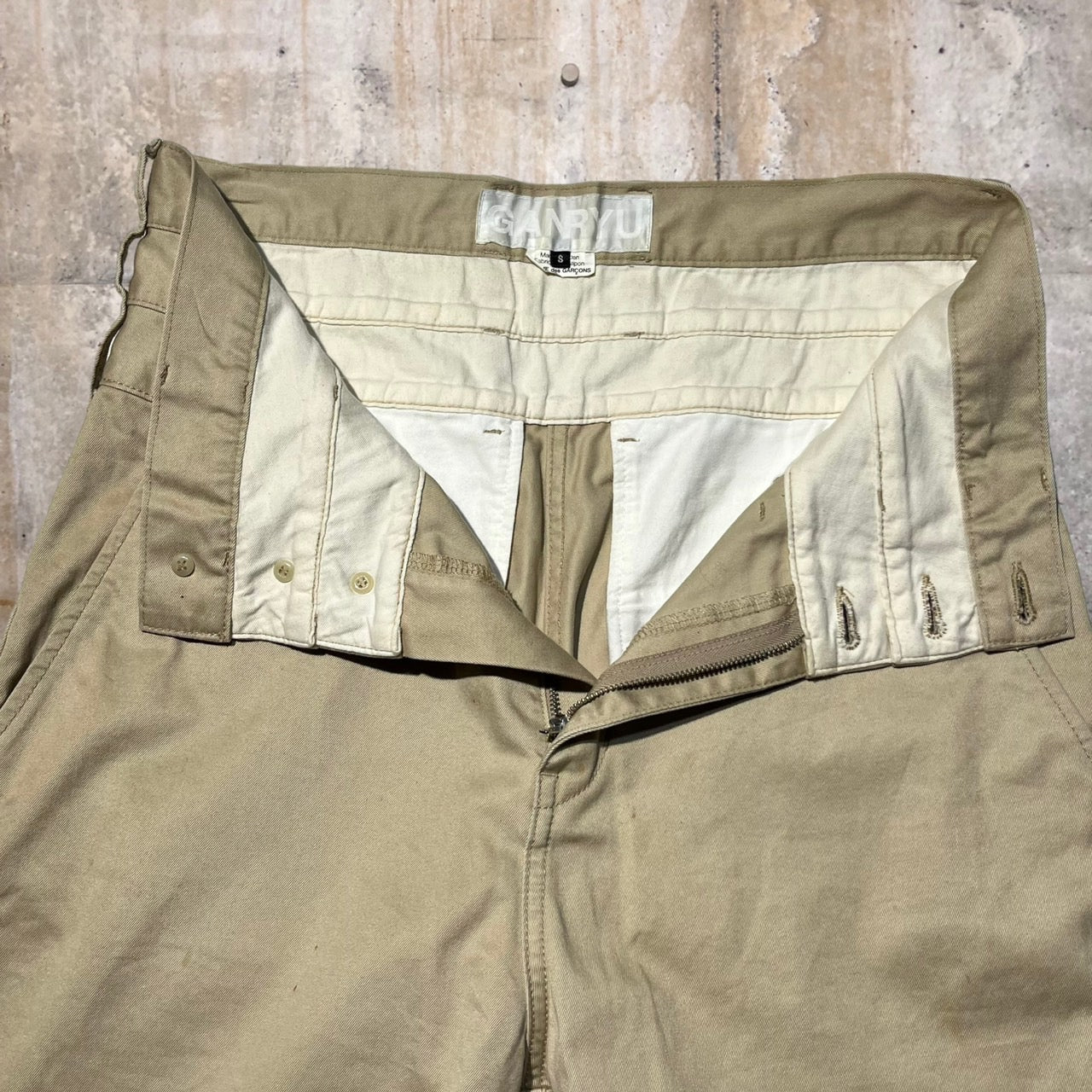 GANRYU(ガンリュウ) 13SSトリプルウエストサルエルチノトラウザー EJ-P009 S ベージュ AD2012 ガンリュウ初期アイテム コムデギャルソン