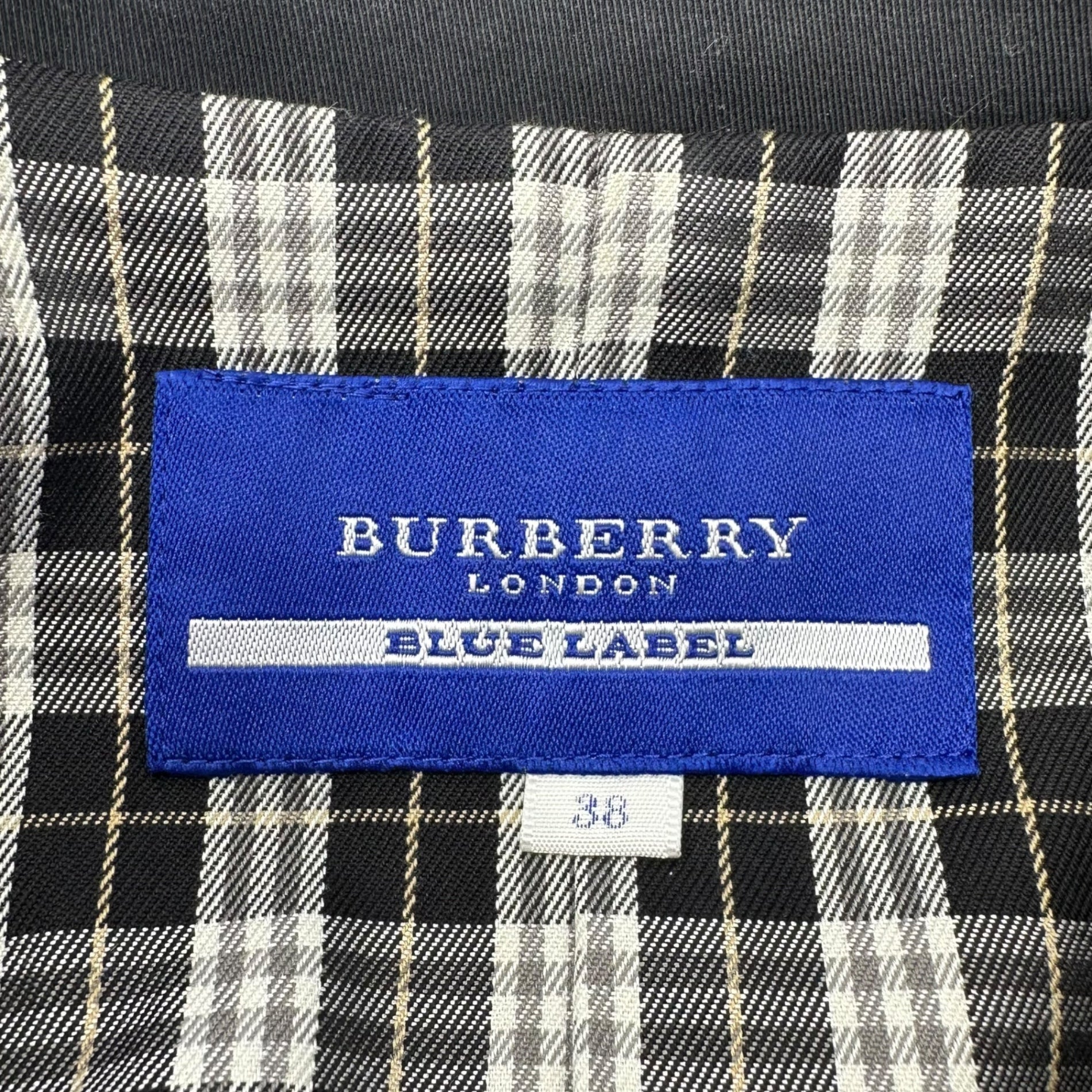 BURBERRY BLUE LABEL(バーバリーブルーレーベル) Burberry Check Lined Silver Button Blazer バーバリー チェック ライニング 銀ボタン ブレザー FC505-225-09 38(M程度) ブラック 裏地 テーラード ジャケット