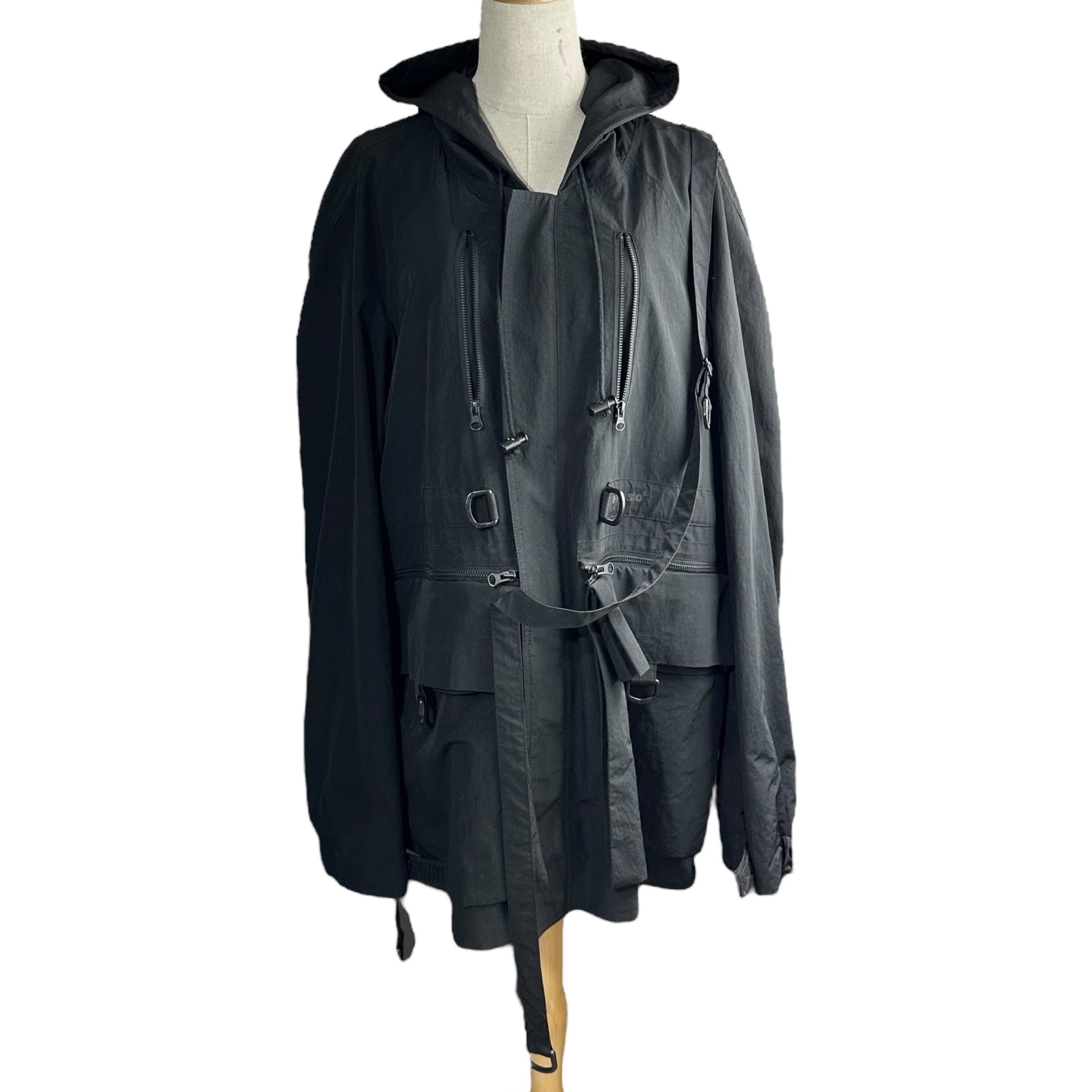 HYEIN SEO(ヘインソ) ANORAK WITH DETACHABLE BAG アノラック ジャケット 3 ブラック マウンテンパーカー テック バッグ