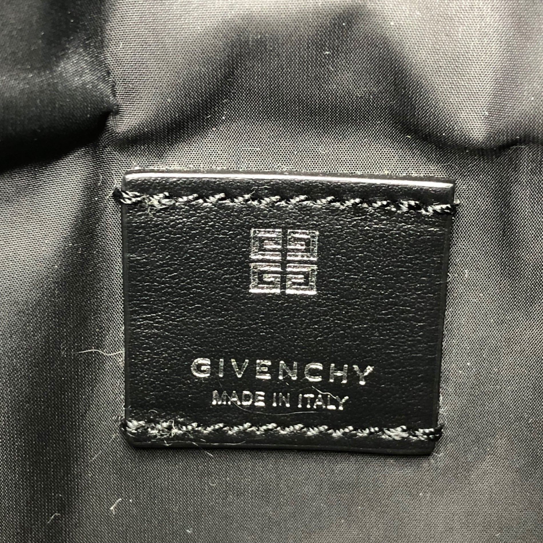 GIVENCHY(ジバンシィ) G SHOPPER MINI ショッパー ミニ クロス ボディ バッグ ブラック×ホワイト ショルダー サコッシュ